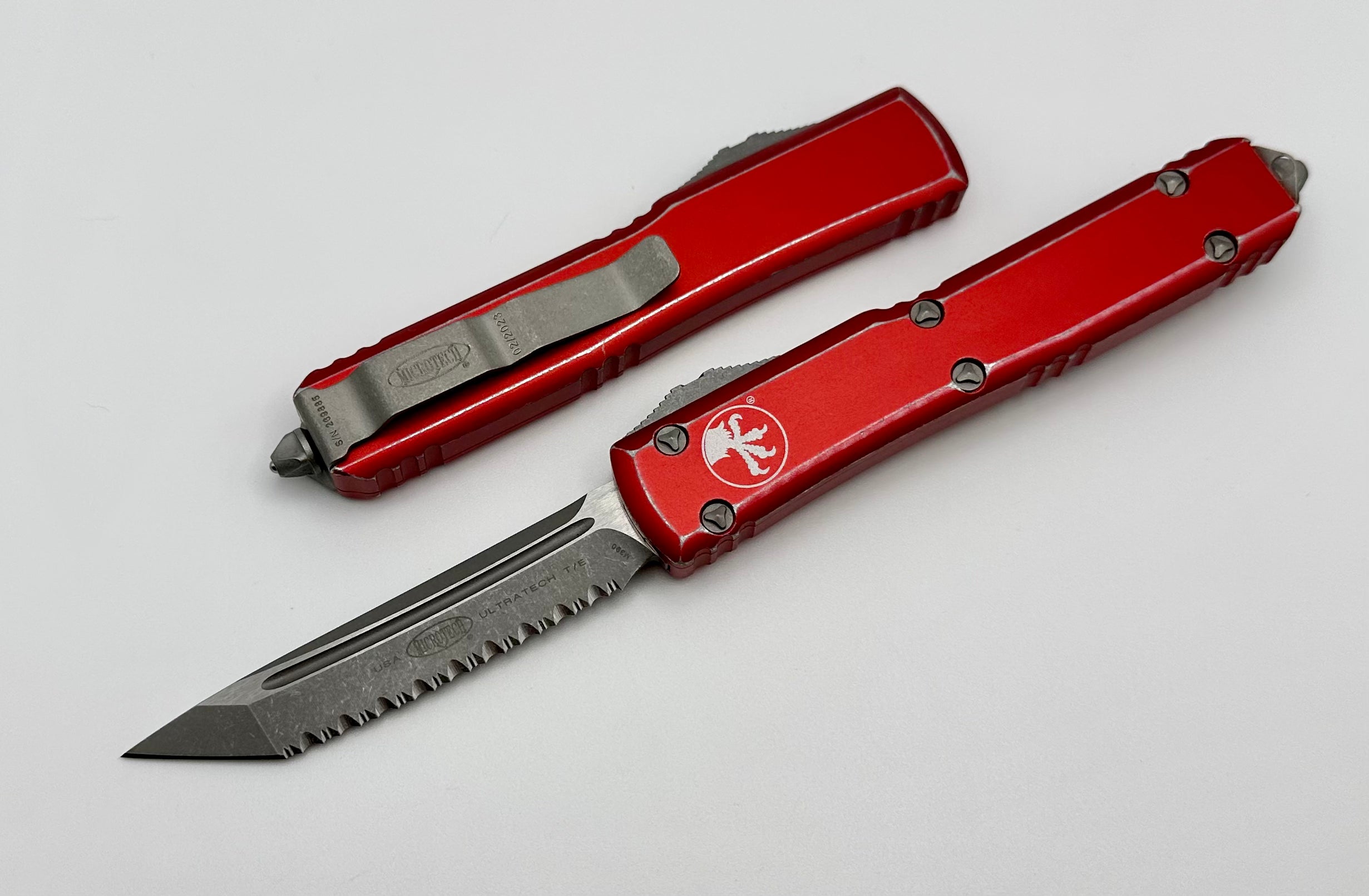 Microtech Ultratech Tanto Apocalyptic Full Serrated Knife - Distressed Red Edition