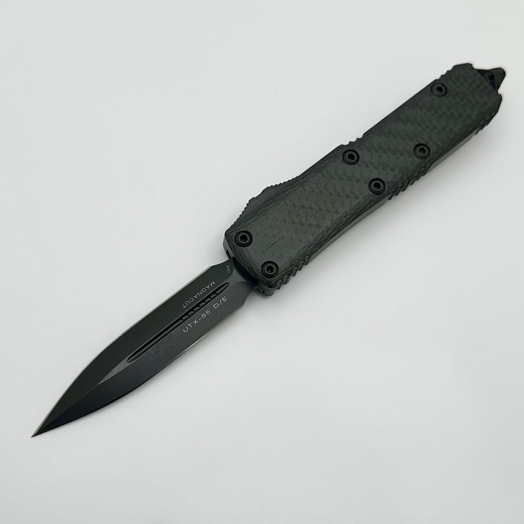 Premium Pre-Owned Microtech UTX-85 Carbon Fiber DLC MagnaCut Knife - Signature Series