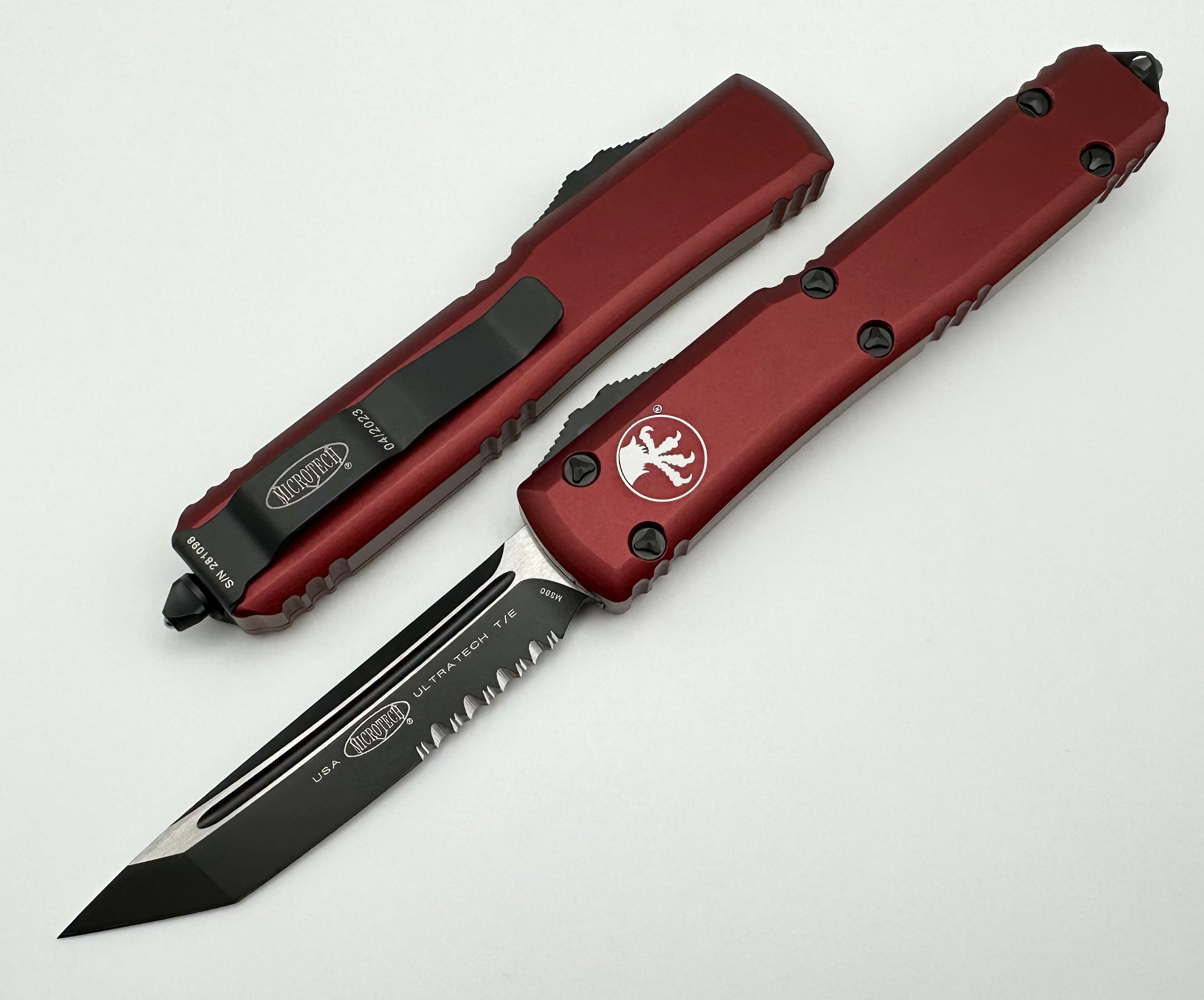 Microtech Ultratech Tanto Edge: Premium Black & Merlot Tactical Knife