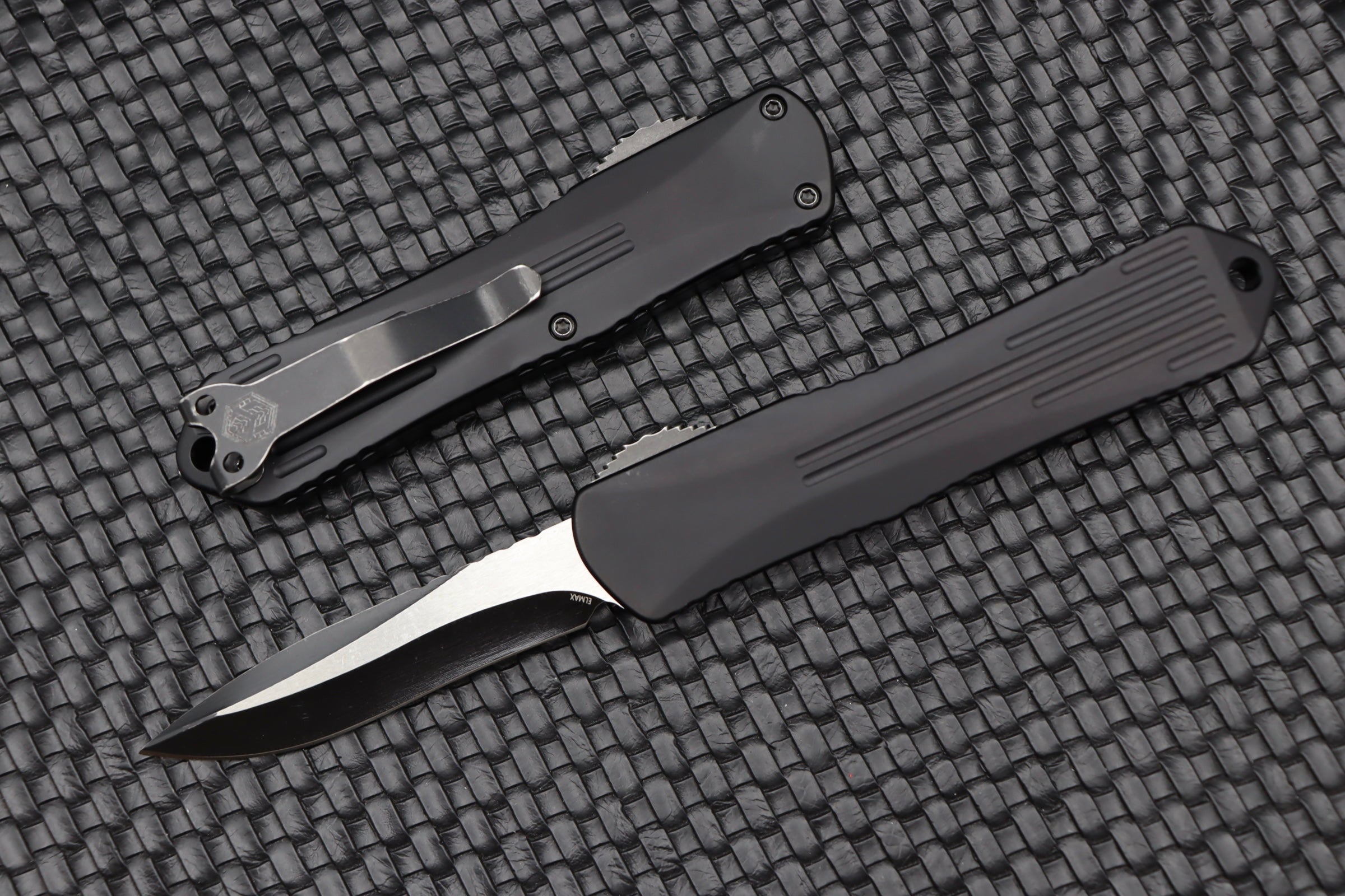 Heretic Knives Manticore E Recurve Tactical OTF Knife - Battleworn Black