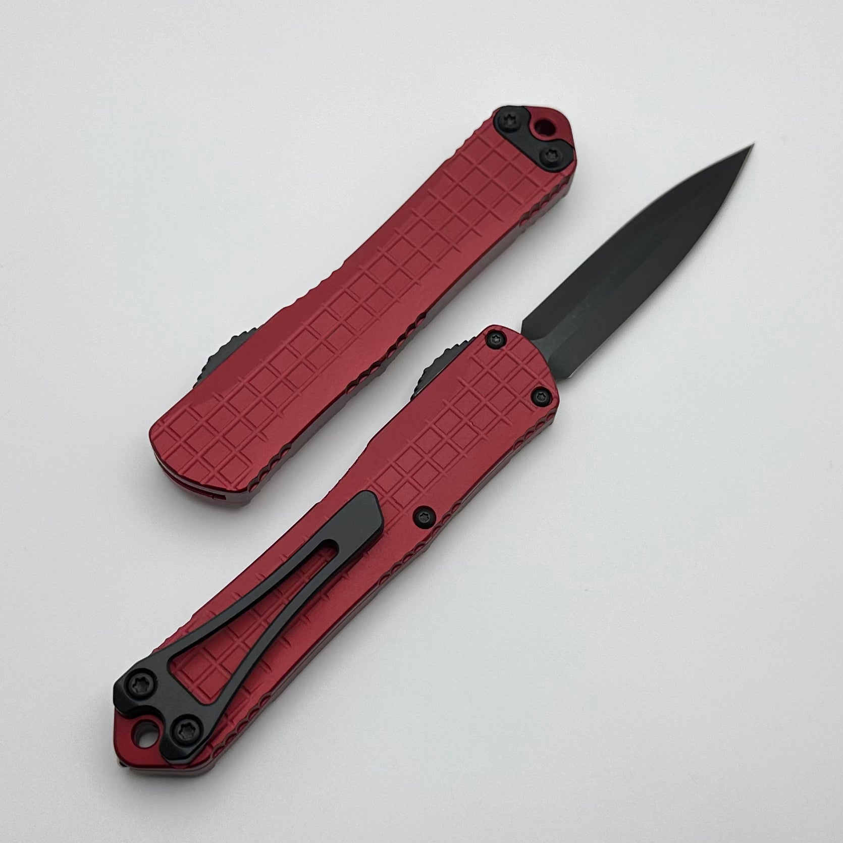 Heretic Knives Manticore S Compact OTF Knife - Red Grenade Frag, DLC D/E MagnaCut Blade