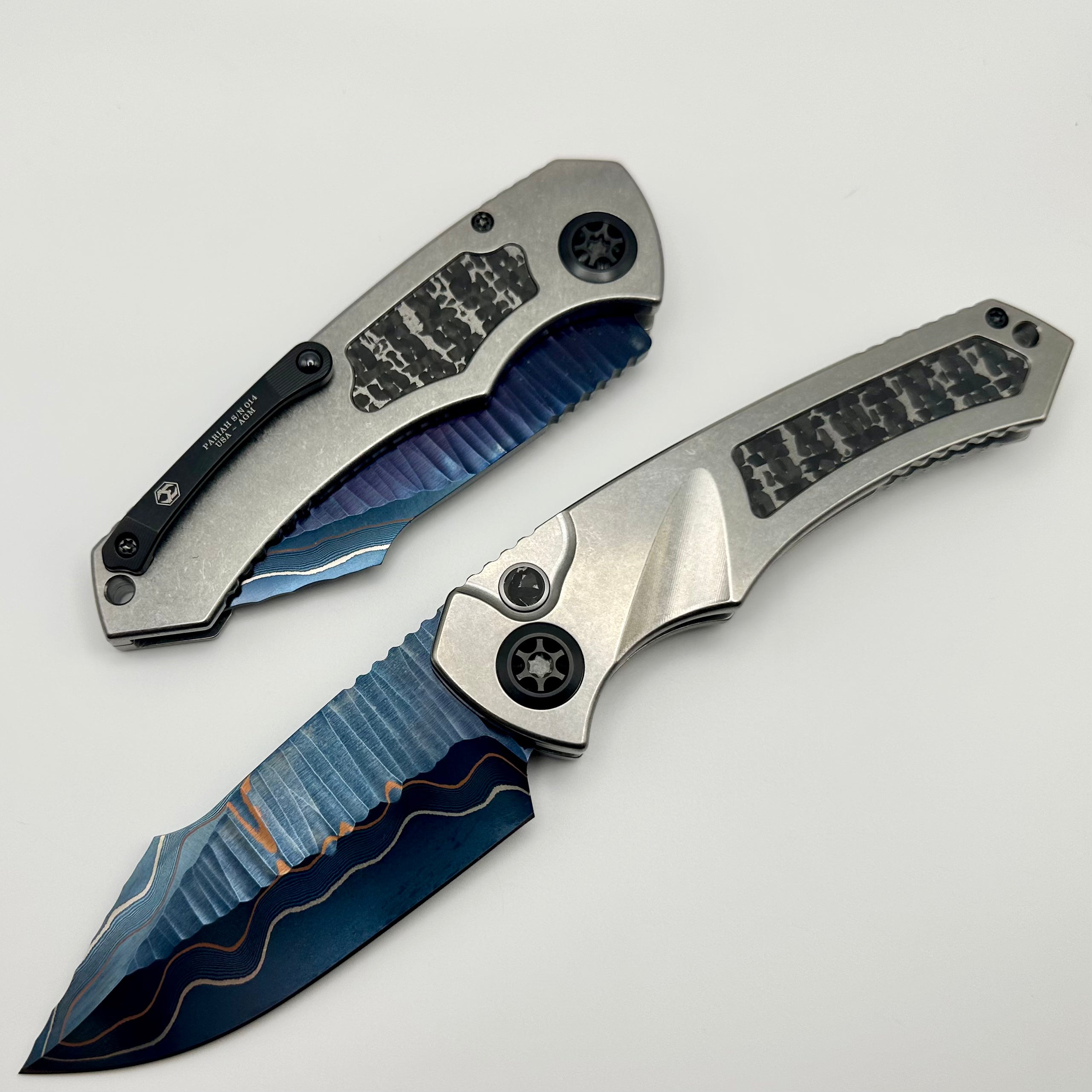 Heretic Knives Pariah Auto Custom Titanium - Premium Damascus Blade with Fat Carbon Snakeskin Inlays