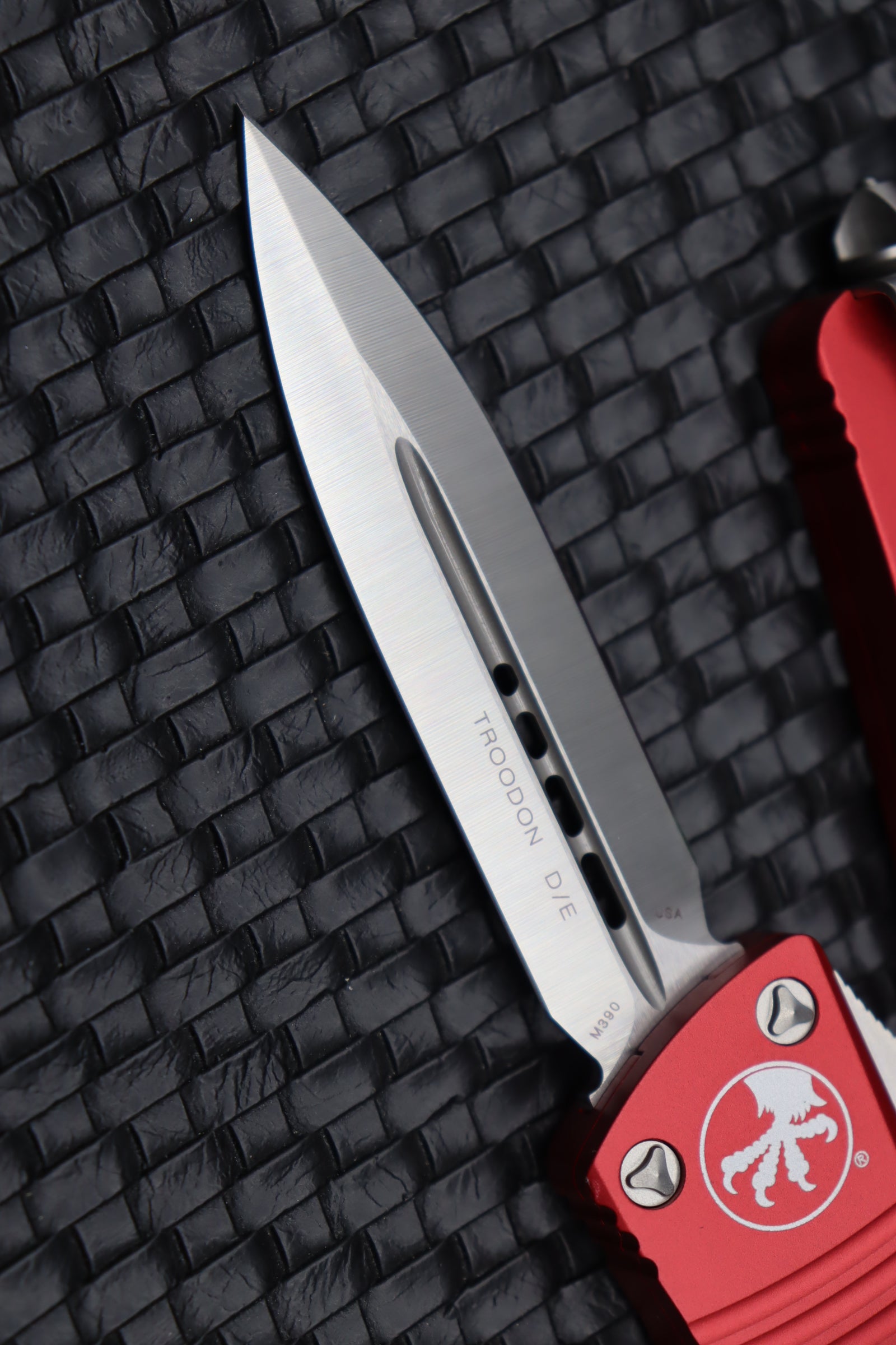 Microtech Troodon Satin Standard Double Edge & Red 138-4RD | Premium Compact OTF Knife