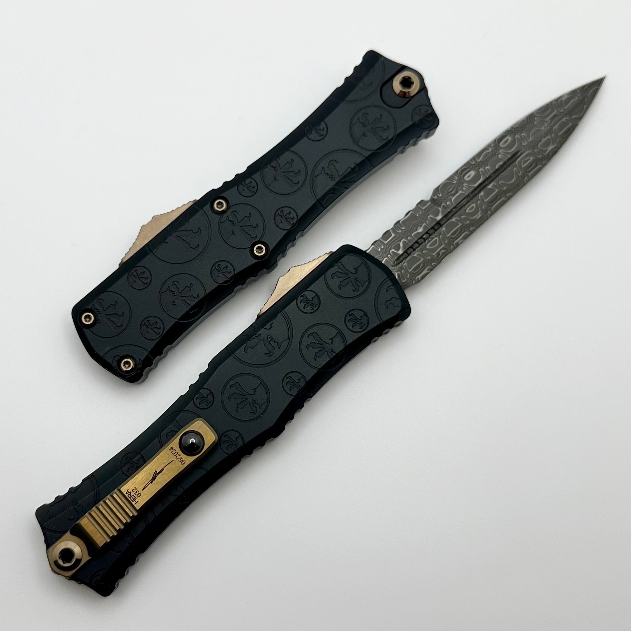 Microtech Hera II Mini Damascus Signature Series - Ultimate EDC Knife with Black Claw Burst Handle