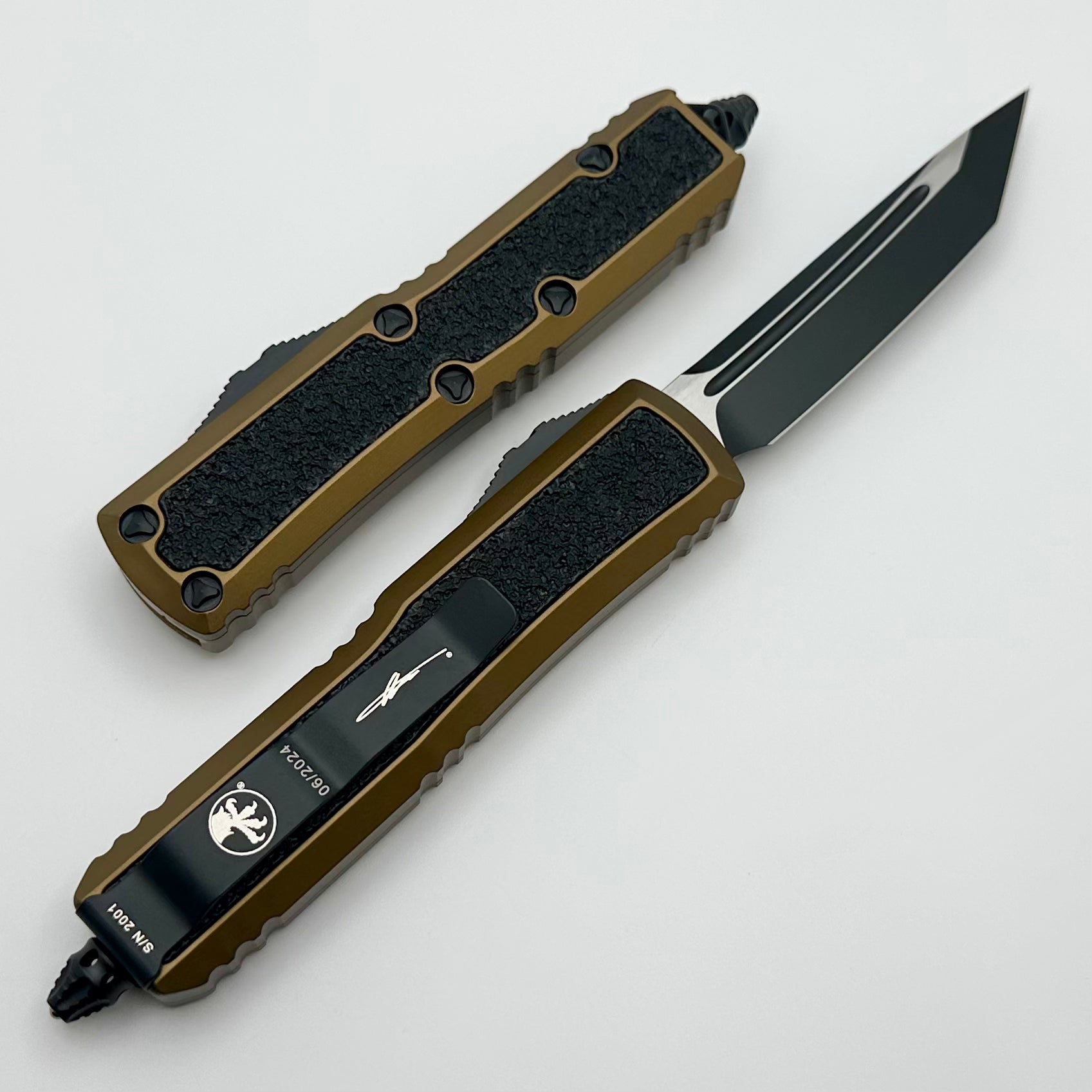 Premium Microtech Daytona Tanto Tactical Knife with Grip Tape Inlays - Signature Series 127-1TAS