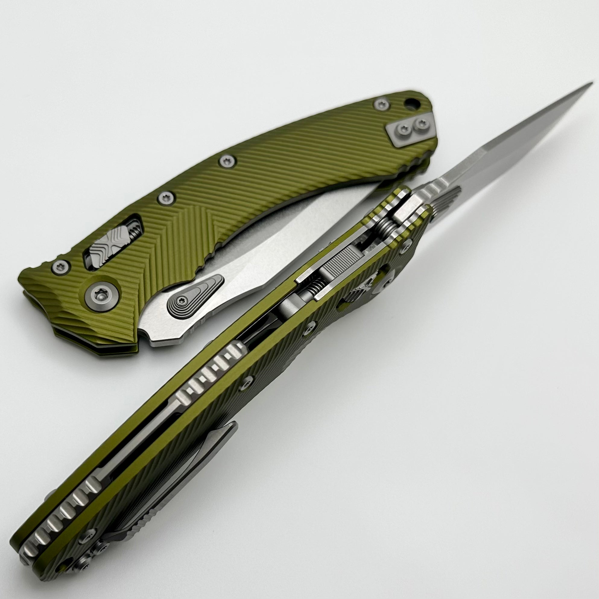 Premium Microtech Amphibian RAM LOK Knife - OD Green Fluted Aluminum & Stonewash M390MK