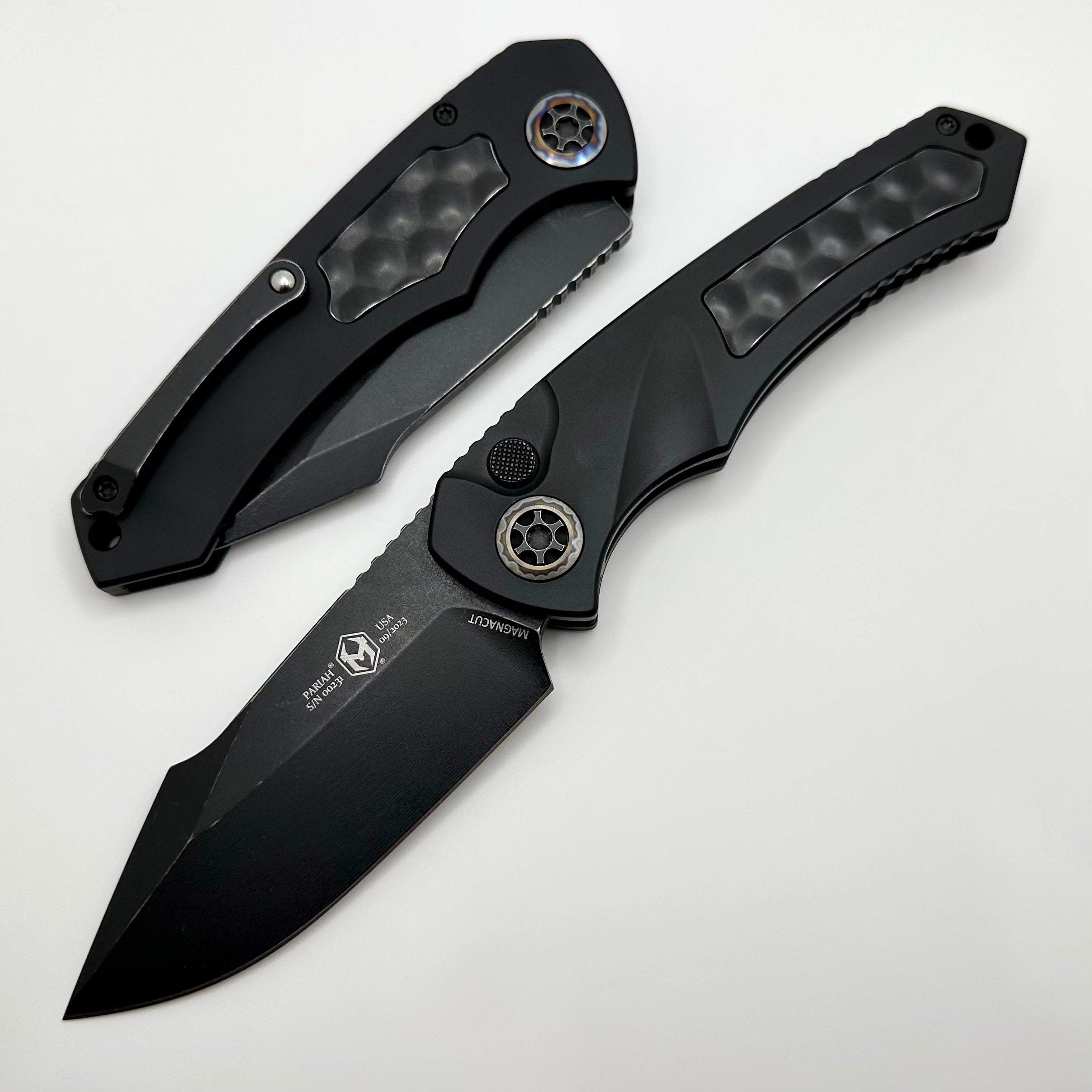 Heretic Knives Pariah Auto Battleworn Black - Premium Tactical Folding Knife with MagnaCut Blade & Bubble Inlays