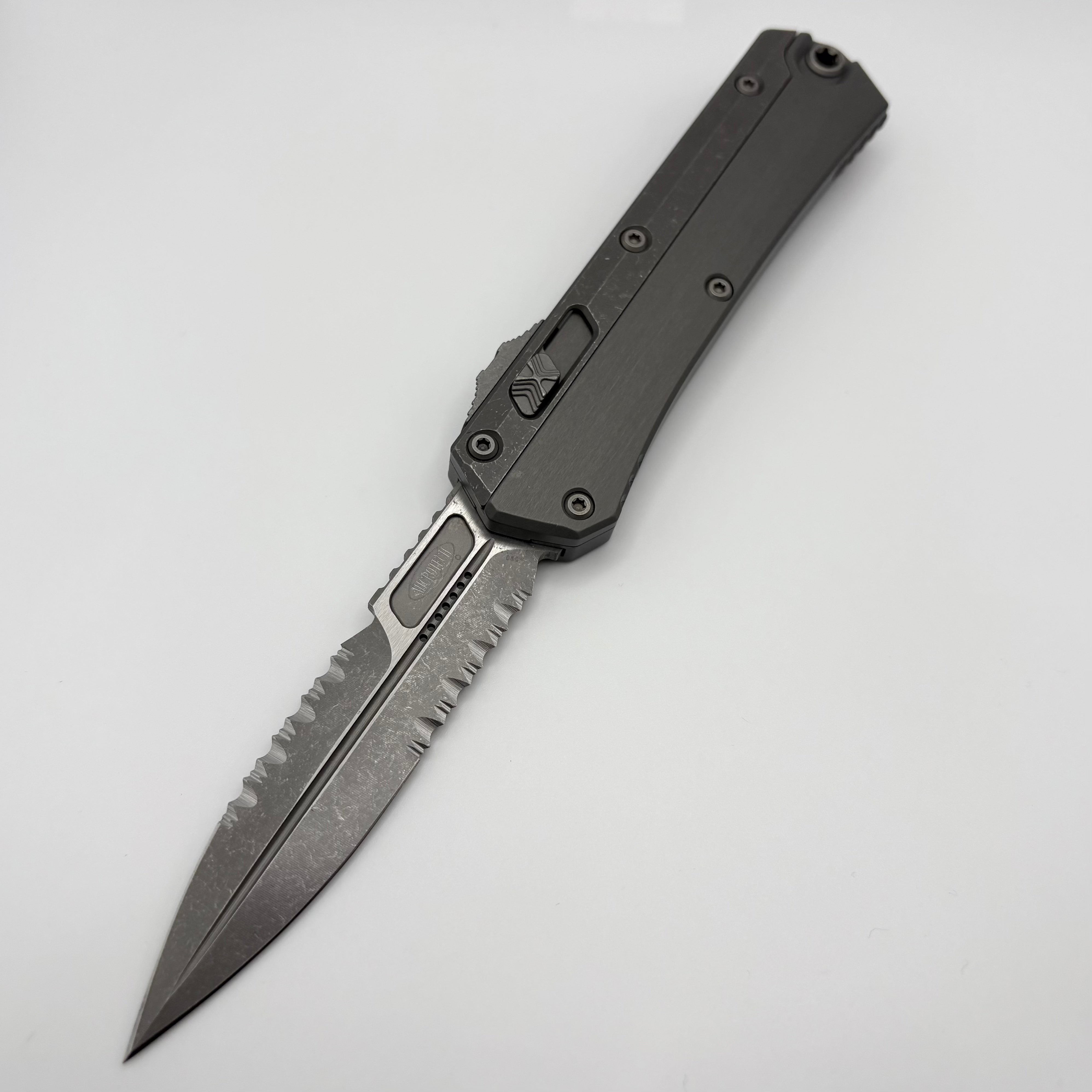 Premium Pre-Owned Microtech Glykon Apocalyptic Bayonet - Full Serrated Blade