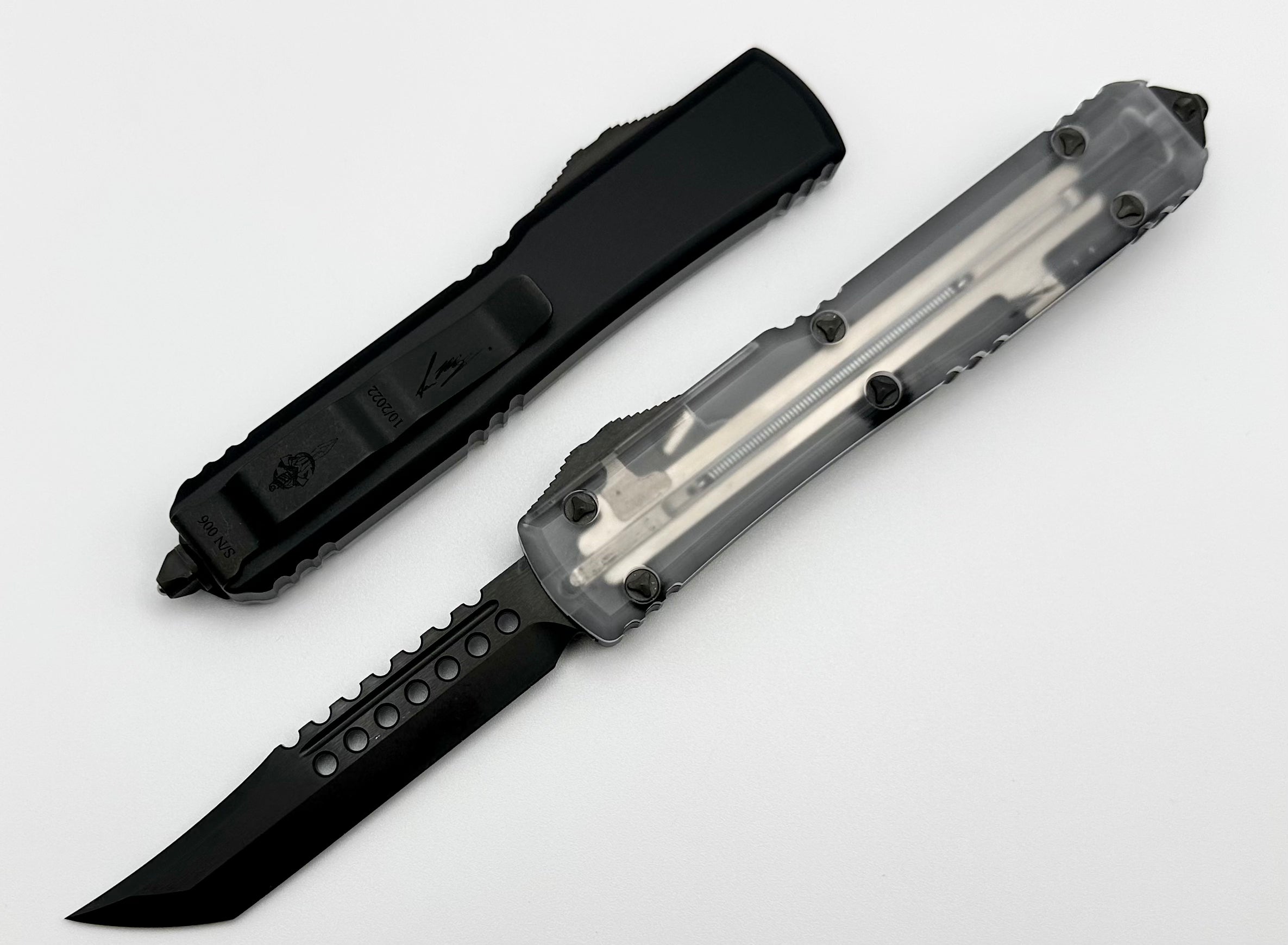 Microtech Ultratech Hellhound Clear Top DLC Shadow - Premium Tactical OTF Knife