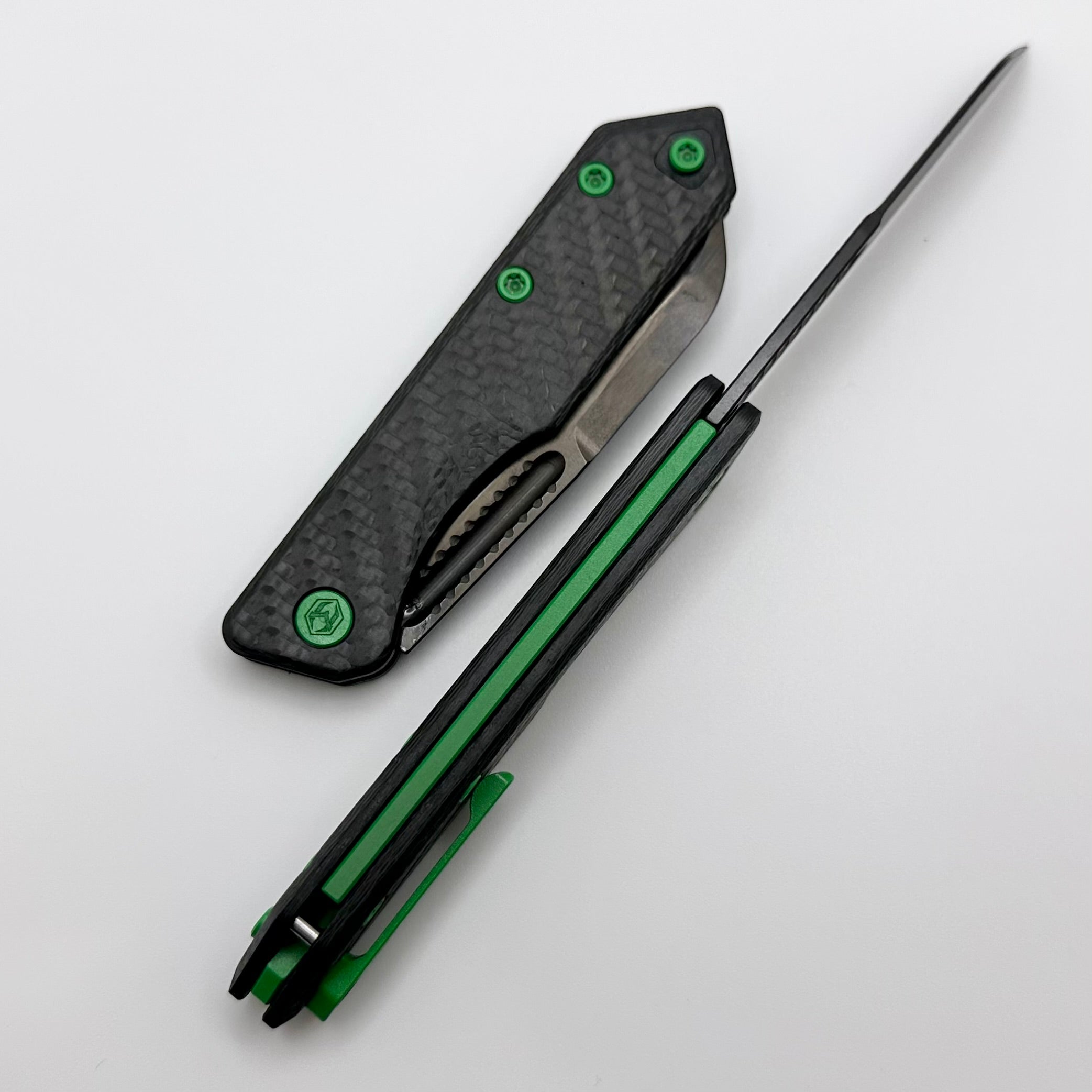 Premium Heretic Knives Jinn Carbon Fiber Slip Joint with Toxic Green Hardware & DLC Coating