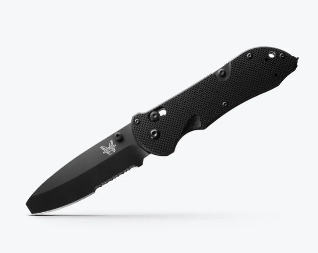 Benchmade Triage Ultimate Rescue Knife - Black G-10 & N680 Steel with Safety Hook