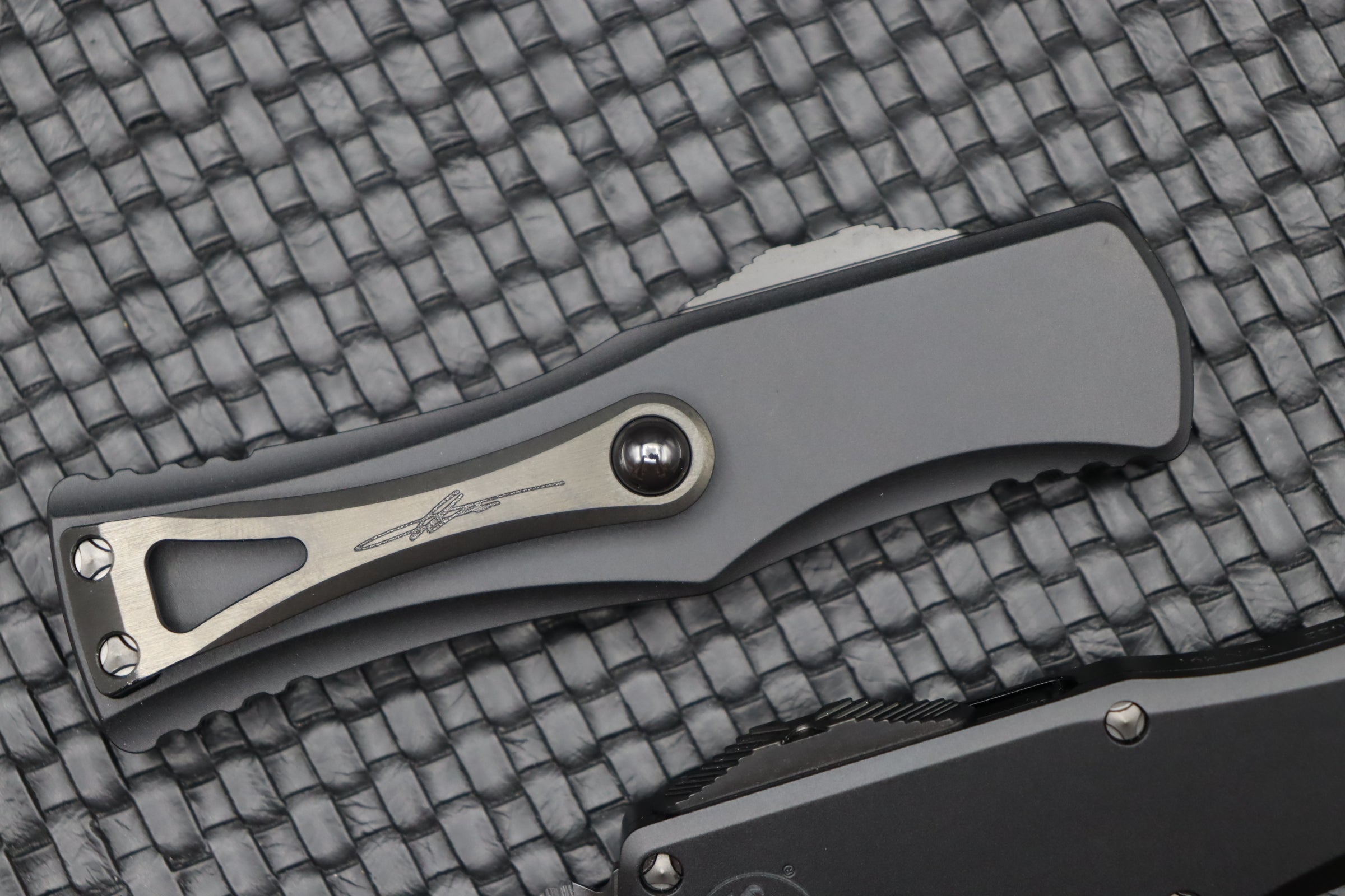 Premium Microtech Hera Shadow DLC Double Edge Serrated Knife - Ultimate Tactical EDC