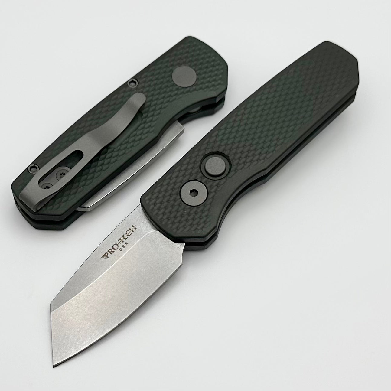 Pro-Tech Runt 5 - Ultimate Green Textured Handle & Stonewash MagnaCut Reverse Tanto Knife
