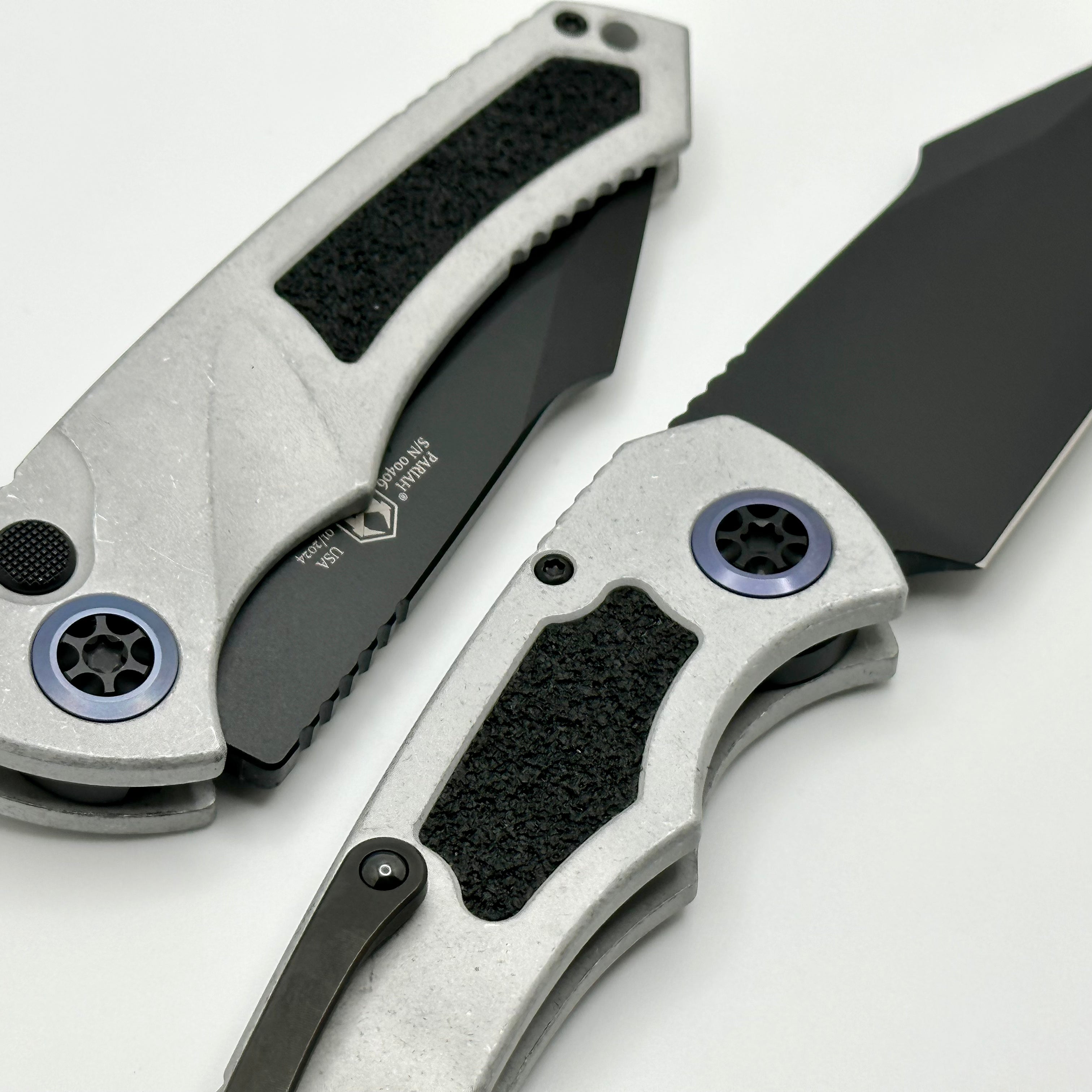 Heretic Knives Pariah Auto Blizzard Worn & Cerakote MagnaCut Knife with Black Hardware & Blue Accents - Ultimate Tactical EDC