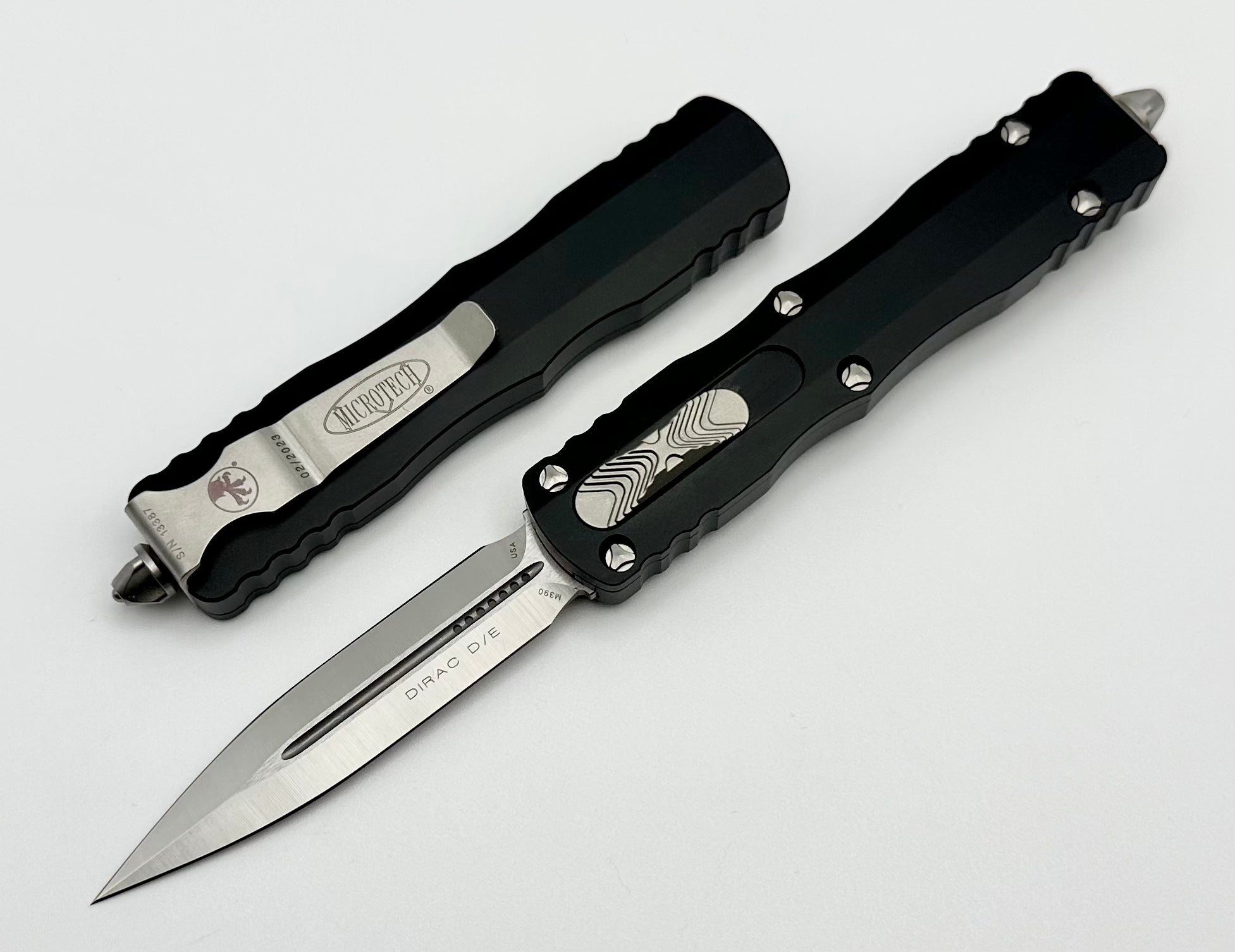 Microtech Dirac D/E Satin Standard 225-4 - Premium Everyday Carry Knife