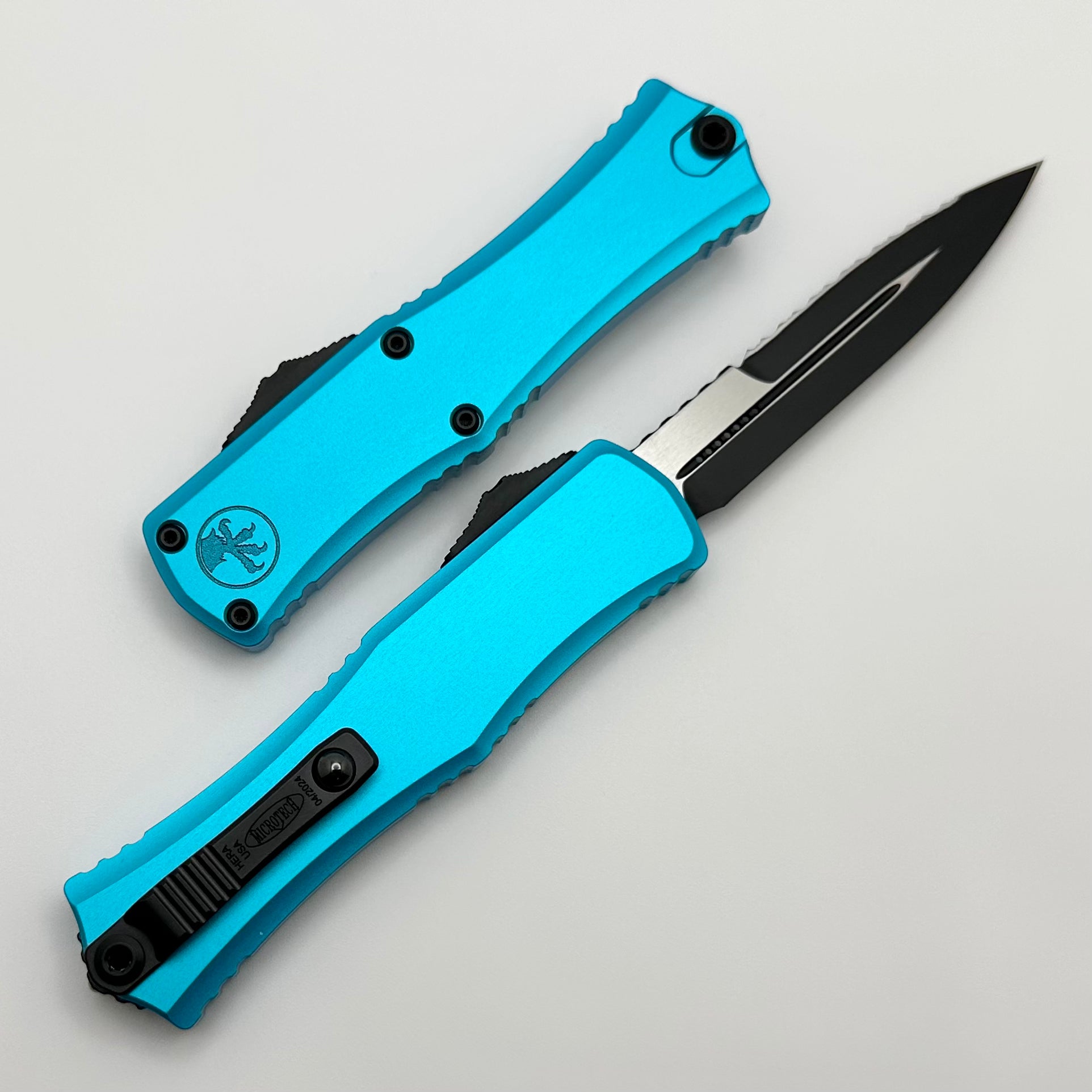 Premium Microtech Mini Hera Serrated Bayonet Knife - M390MK Steel, Turquoise