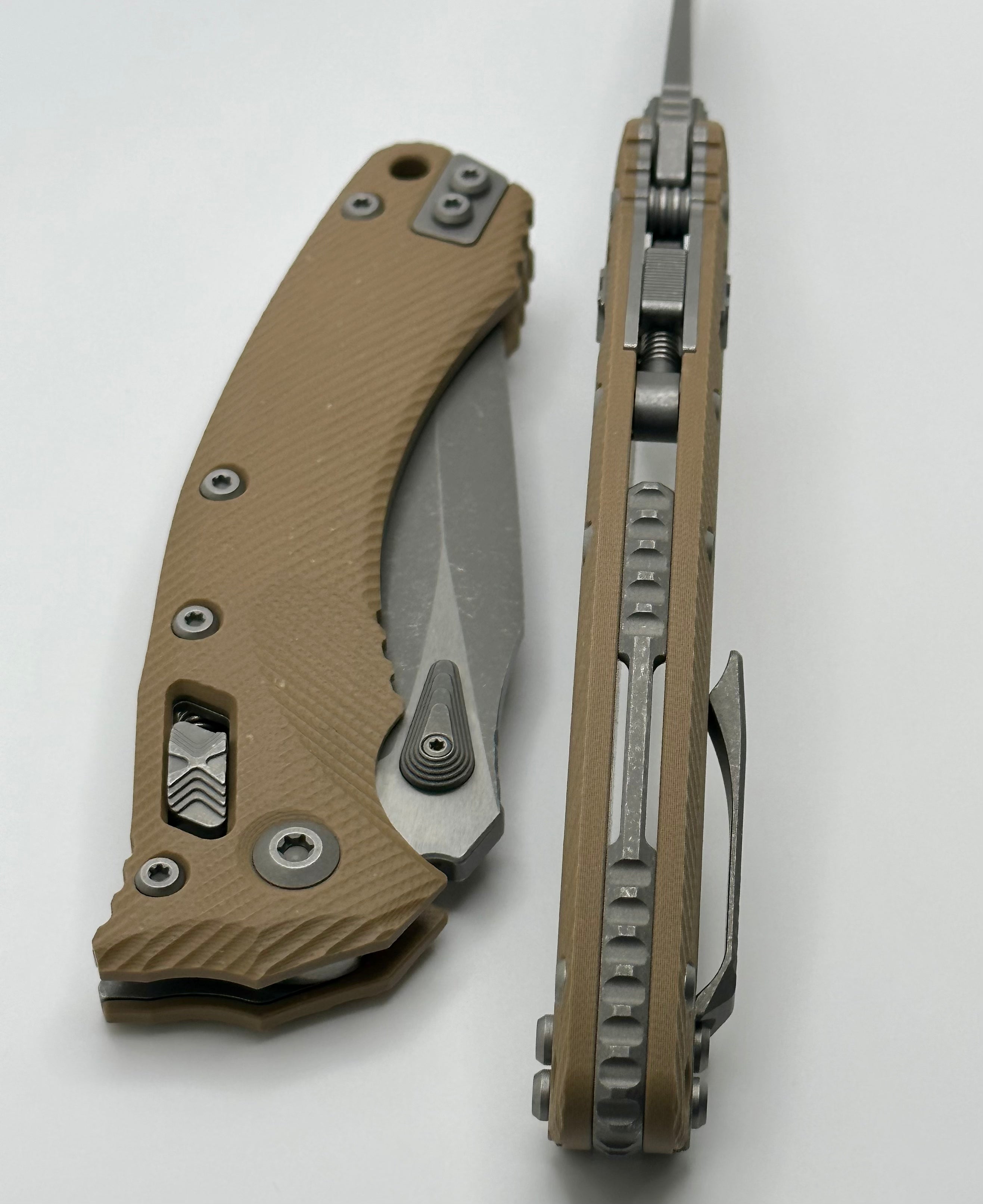 Microtech Amphibian RAM LOK Tactical Knife - Tan Fluted G-10 & Apocalyptic M390MK