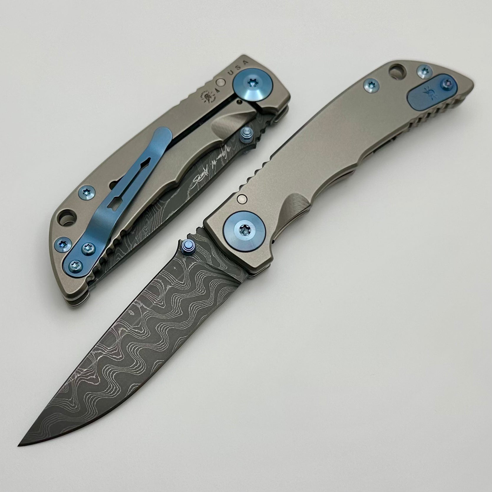 Premium Spartan Harsey Folder 3.25 - Damascus Blade & Blue Accents