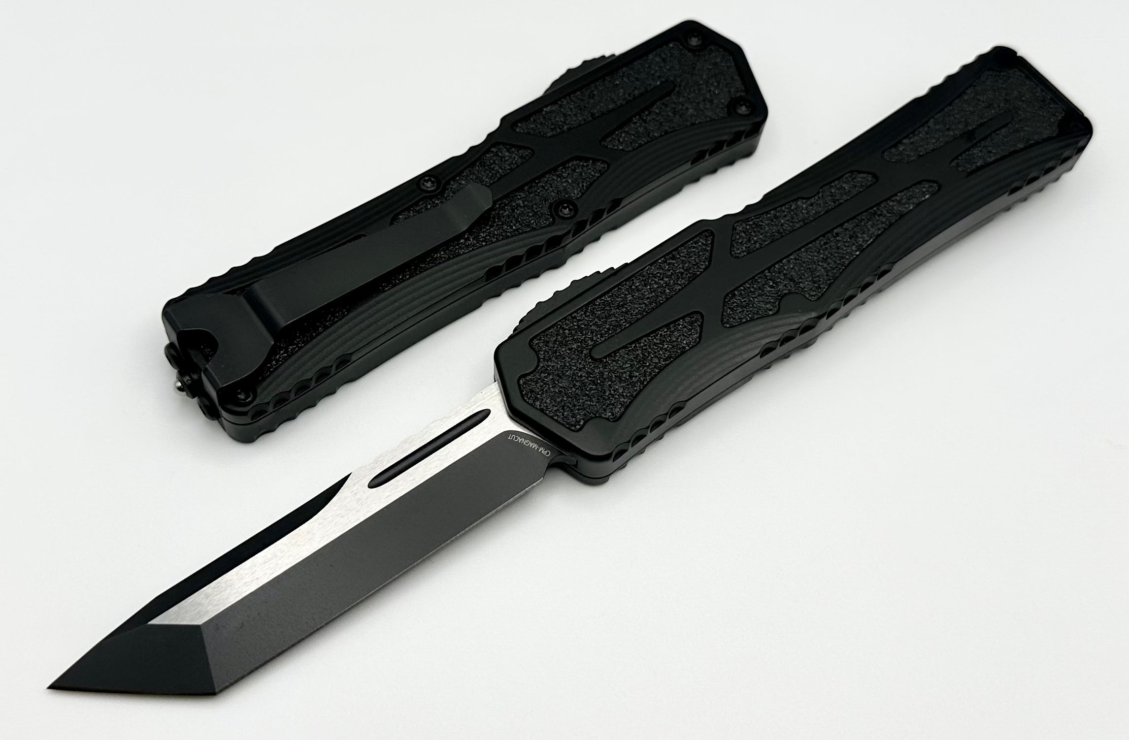 Heretic Knives Colossus Black Tactical Tanto Edge Magnacut H040-10A-T - Premium Tactical Knife