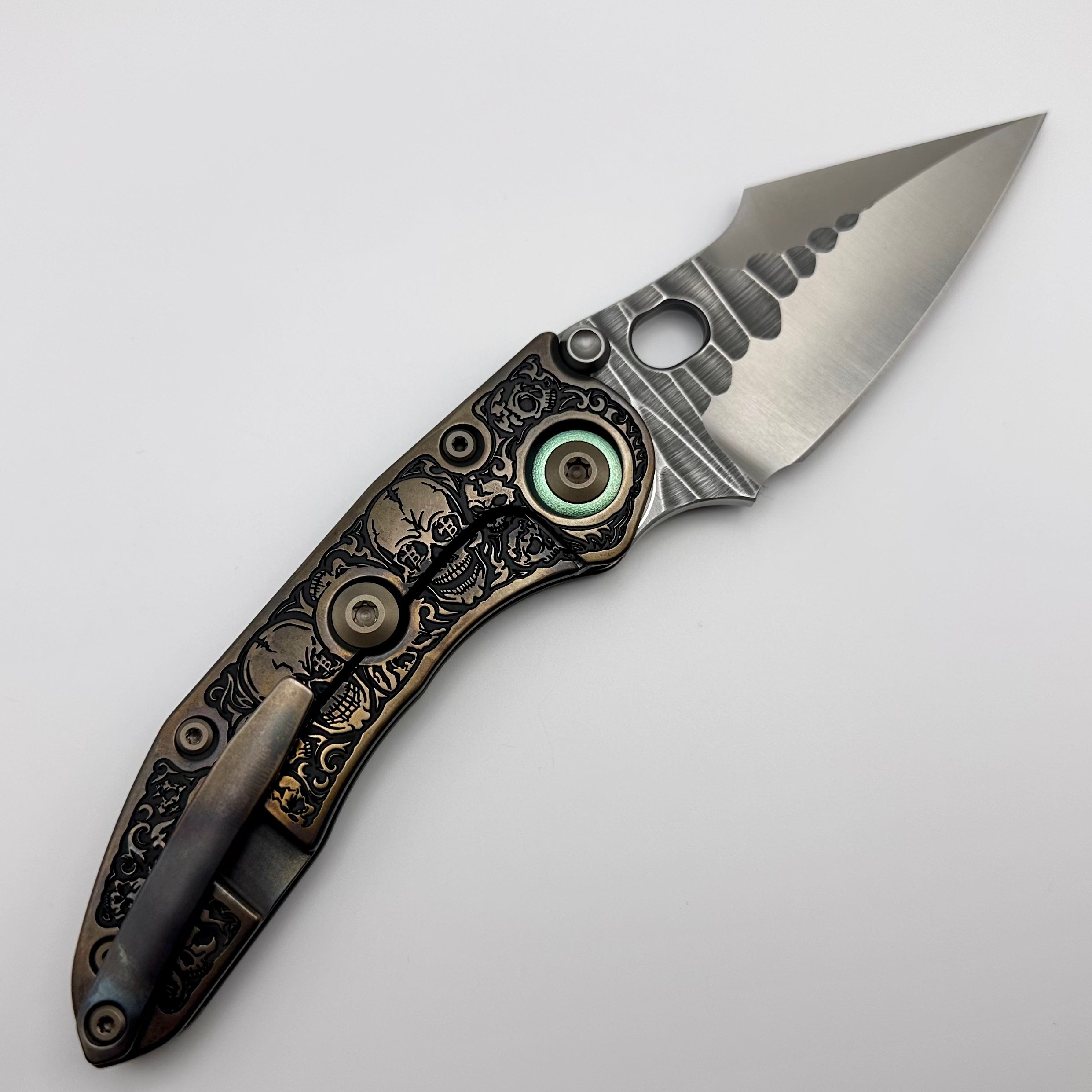 Premium Borka Blades Skull Stitch Knife - Green Pivot Collars & M390 Rock Ground Blade