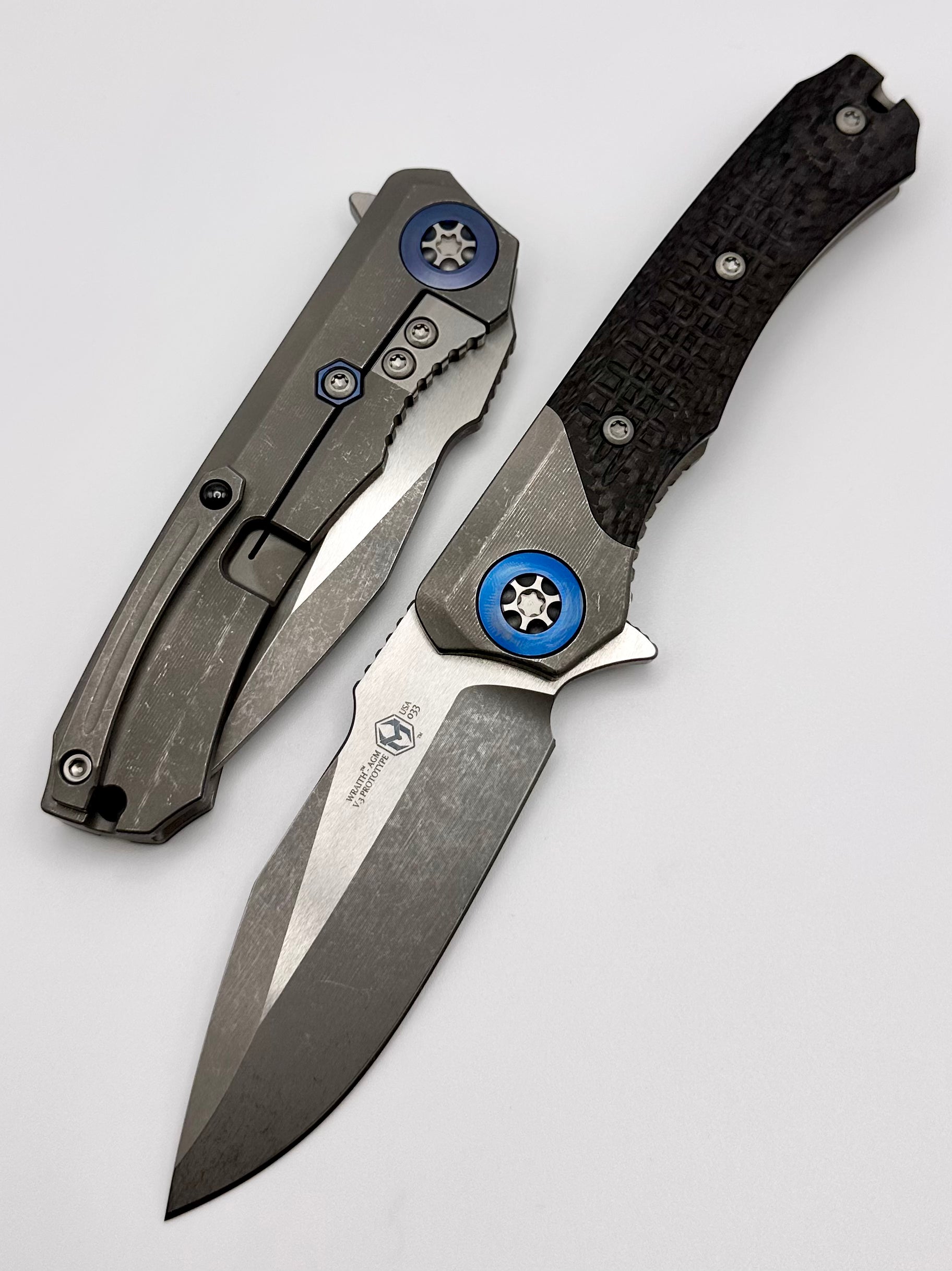 Heretic Knives Wraith V3 Prototype | Premium Carbon Fiber & Blue Titanium Accents | MagnaCut Blade