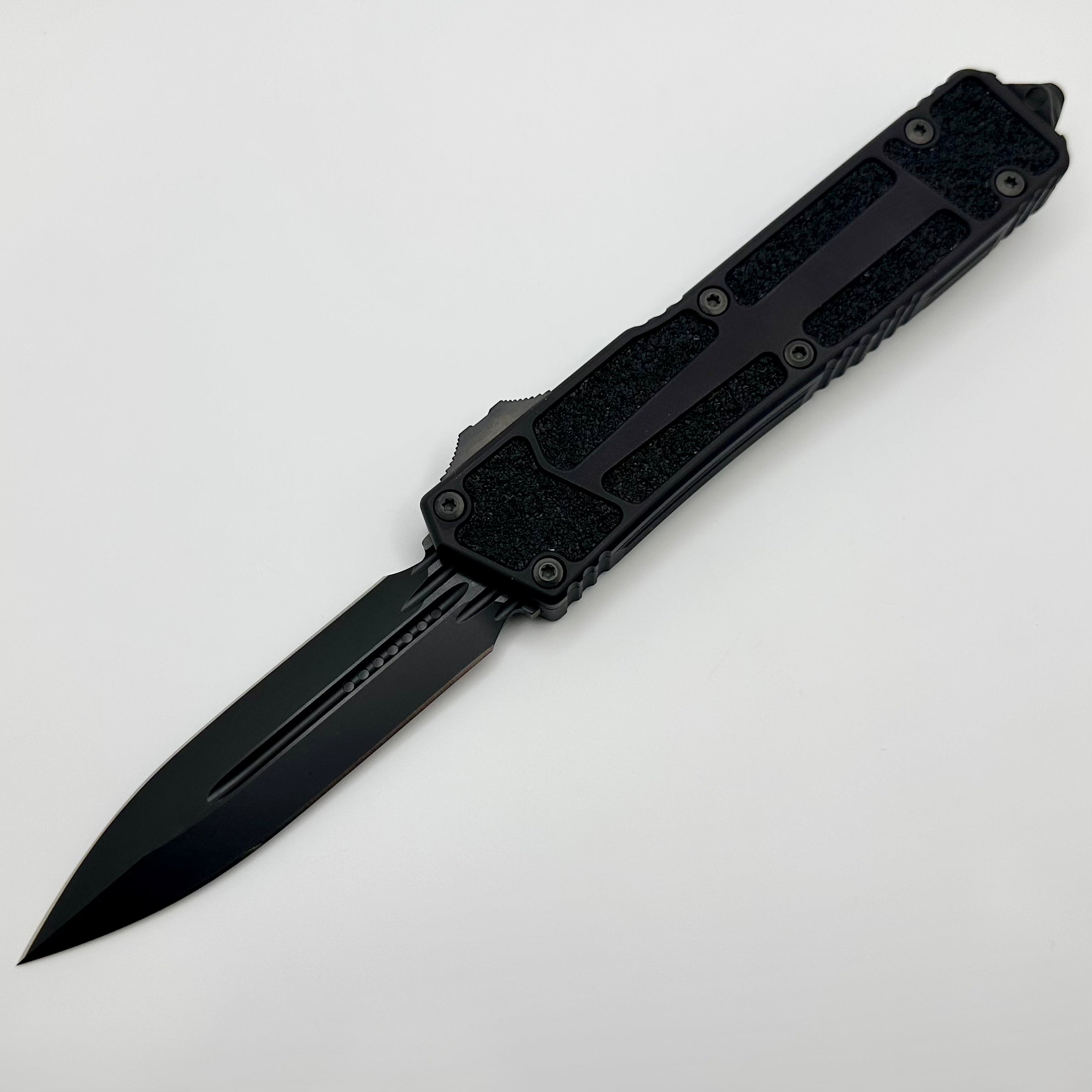 Microtech Scarab II D/E DLCT Shadow 280-1DLCTSH - Premium Pre-Owned Tactical Knife