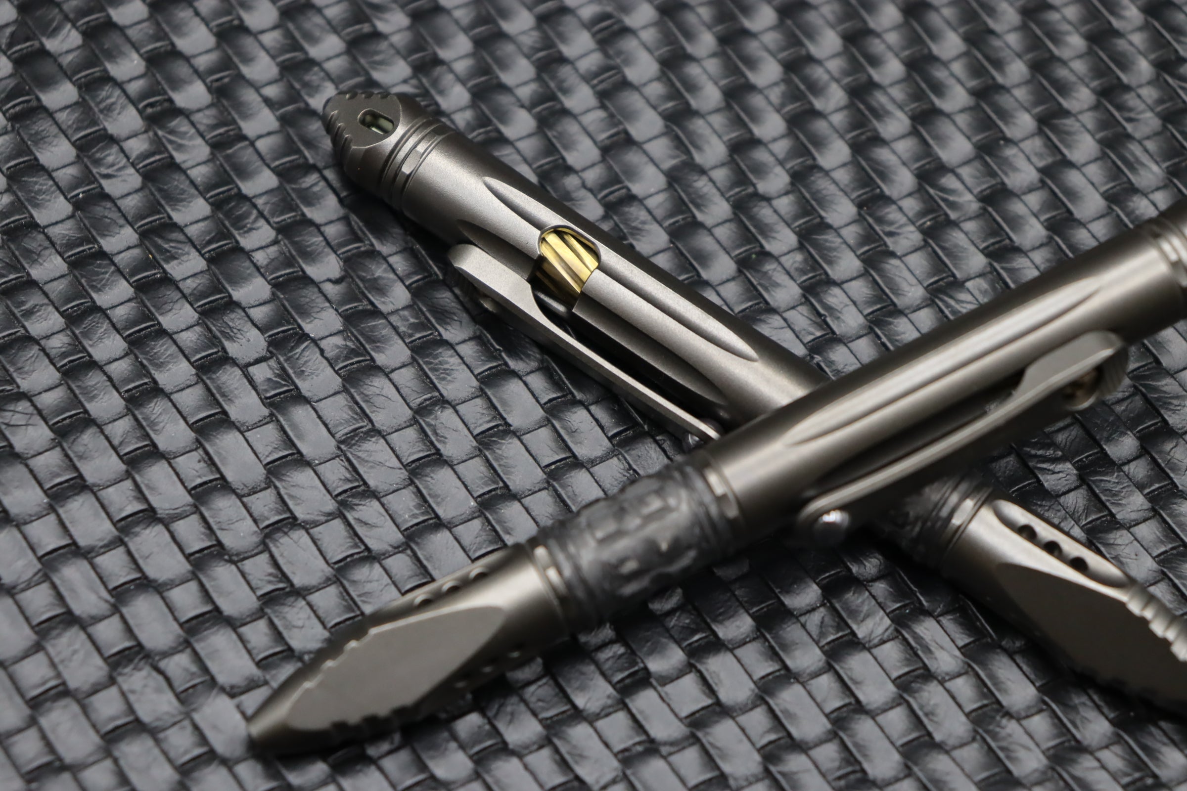 Microtech Kyroh Mini Pen - Premium Tactical Writing Tool