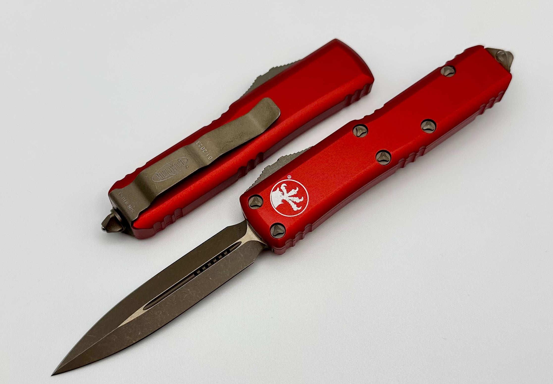 Microtech UTX-85 Apocalyptic Bronze & Red EDC Knife - Premium Compact Design