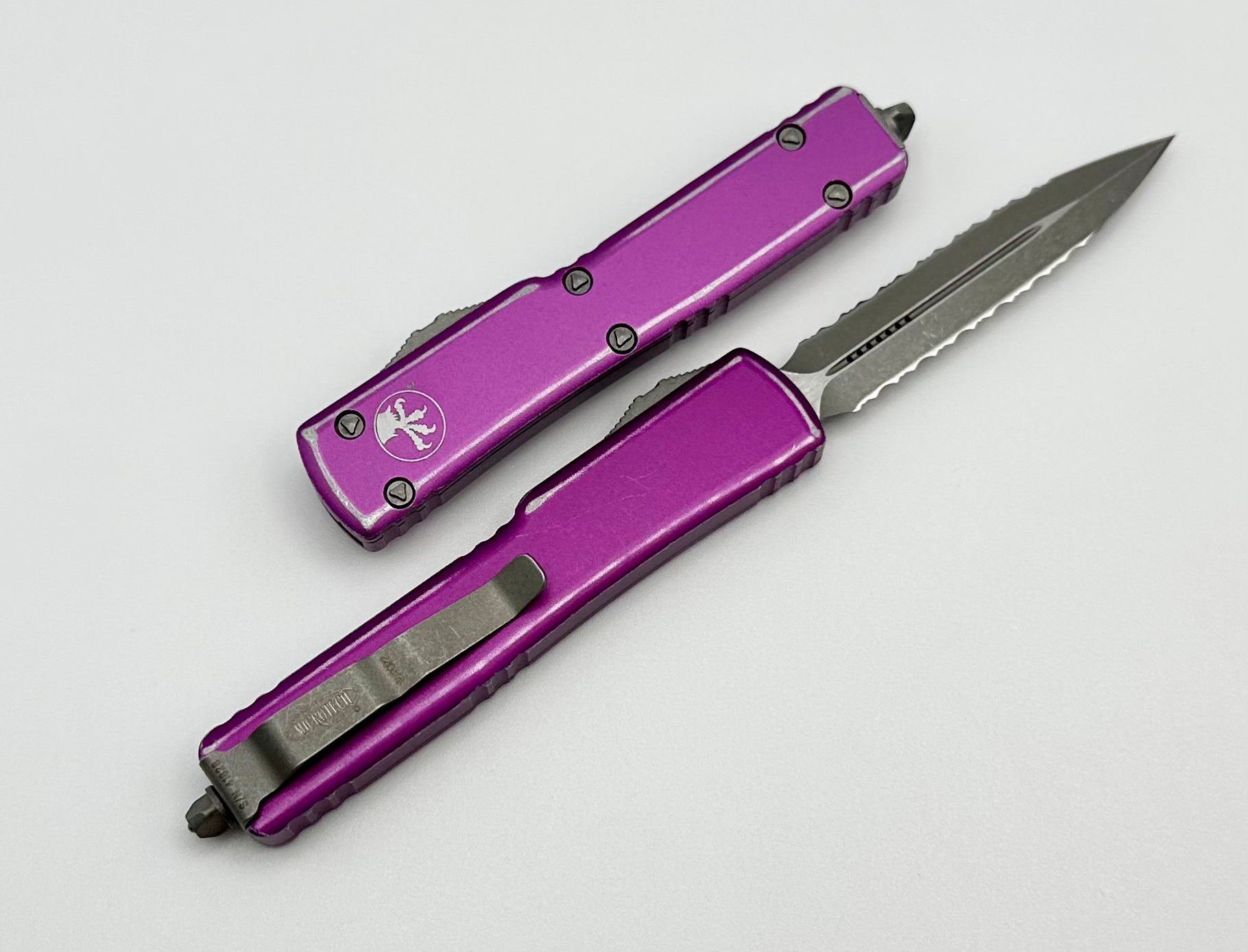 Microtech UTX-70 Double Edge Serrated Apocalyptic Violet - Compact & Premium Tactical Knife