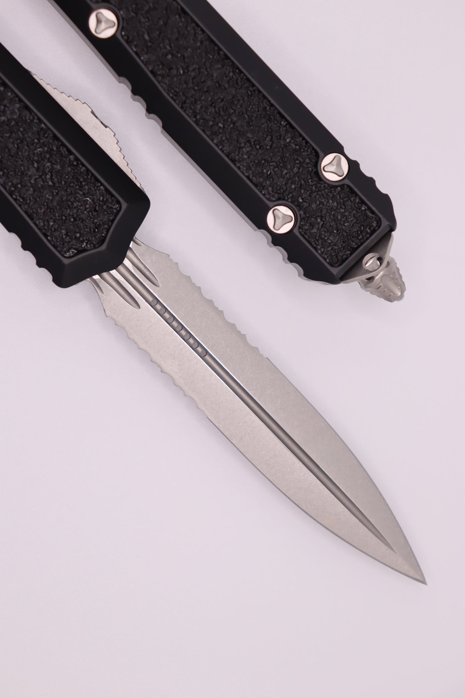 Premium Microtech Makora Ultimate Tactical Knife - Double Edge, Stonewash Finish & Black Handle