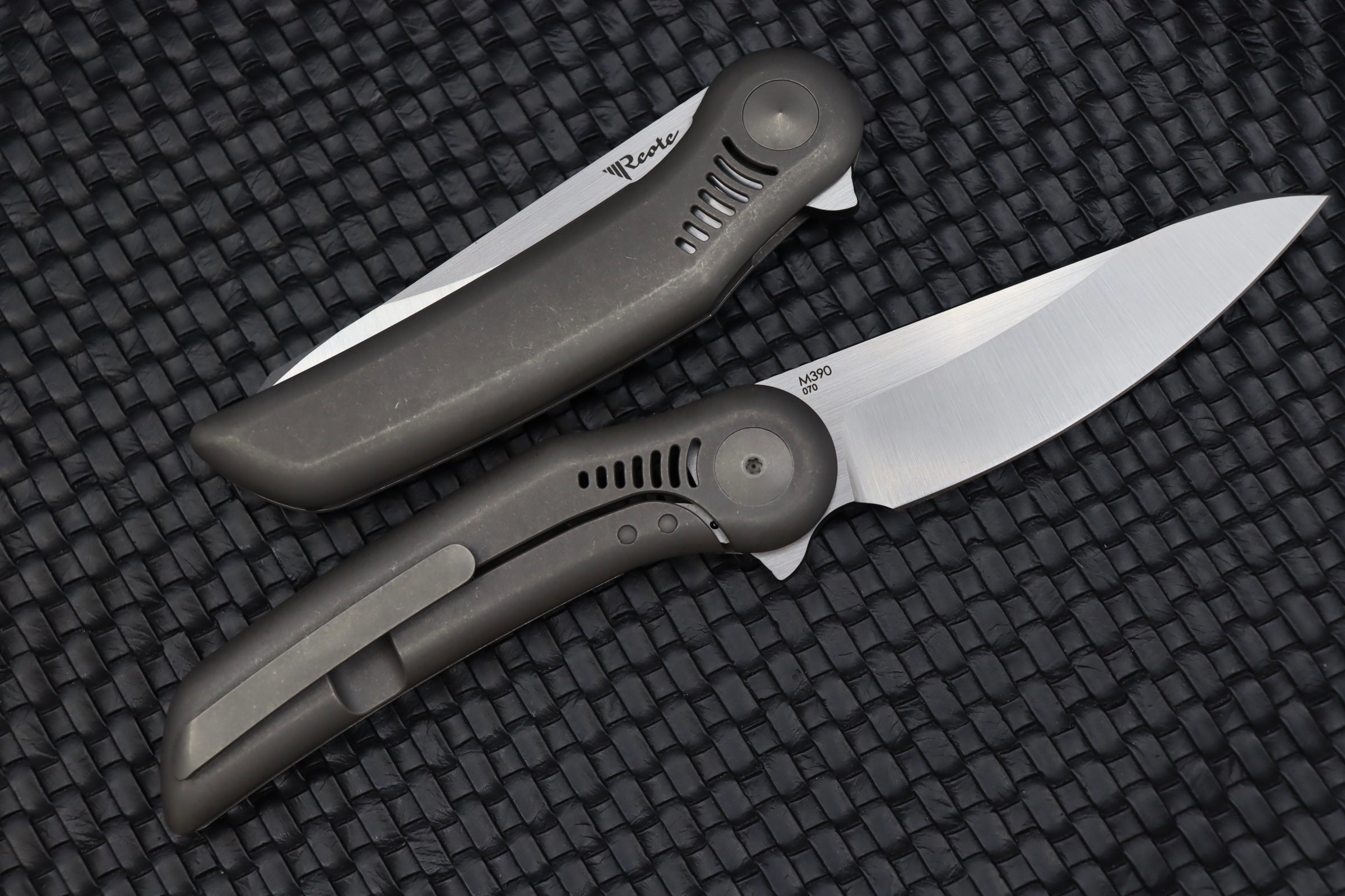 Reate Gents #9 Premium EDC Knife - Dark Beadblast Titanium & M390 Steel