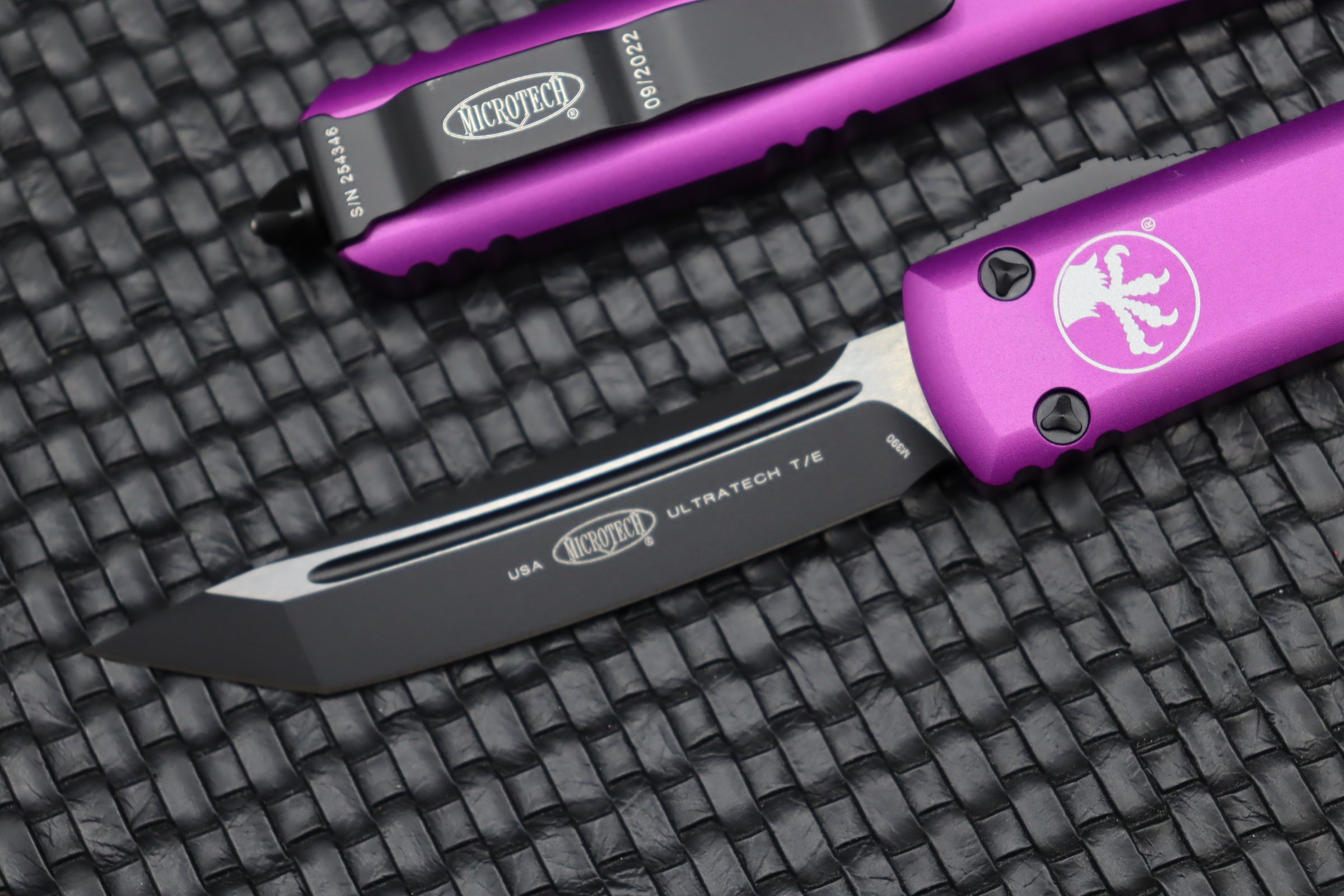 Microtech Ultratech Tanto Black & Violet Premium OTF Knife