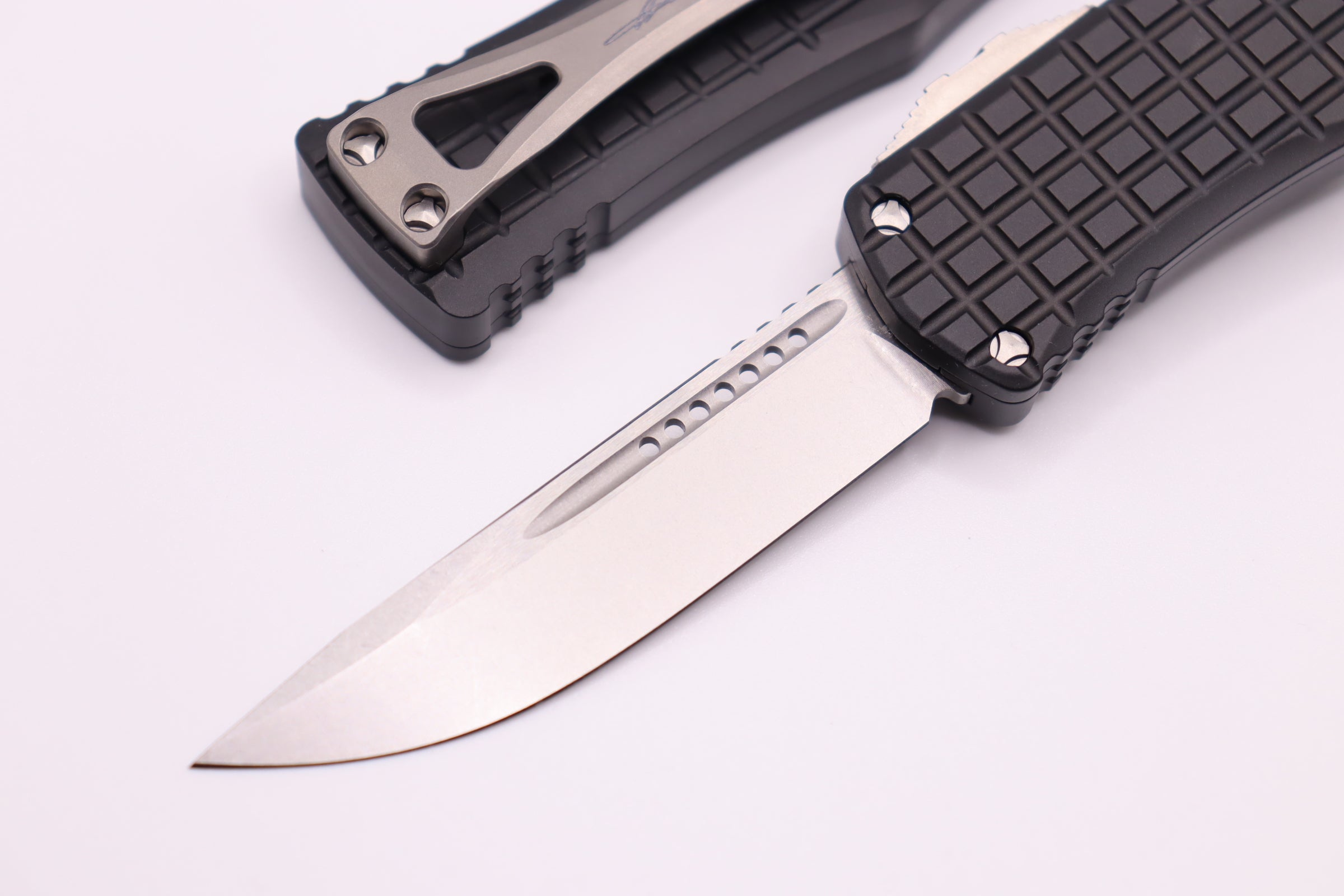 Microtech Hera Frag Single Edge Stonewash Standard 703-10FRS - Premium Tactical Knife