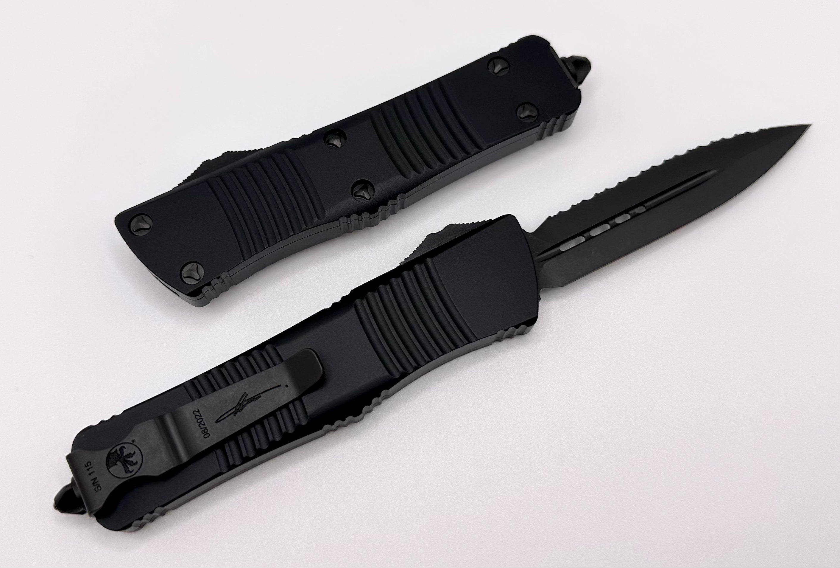 Microtech Troodon Shadow DLC Serrated Knife - Ultimate Compact EDC