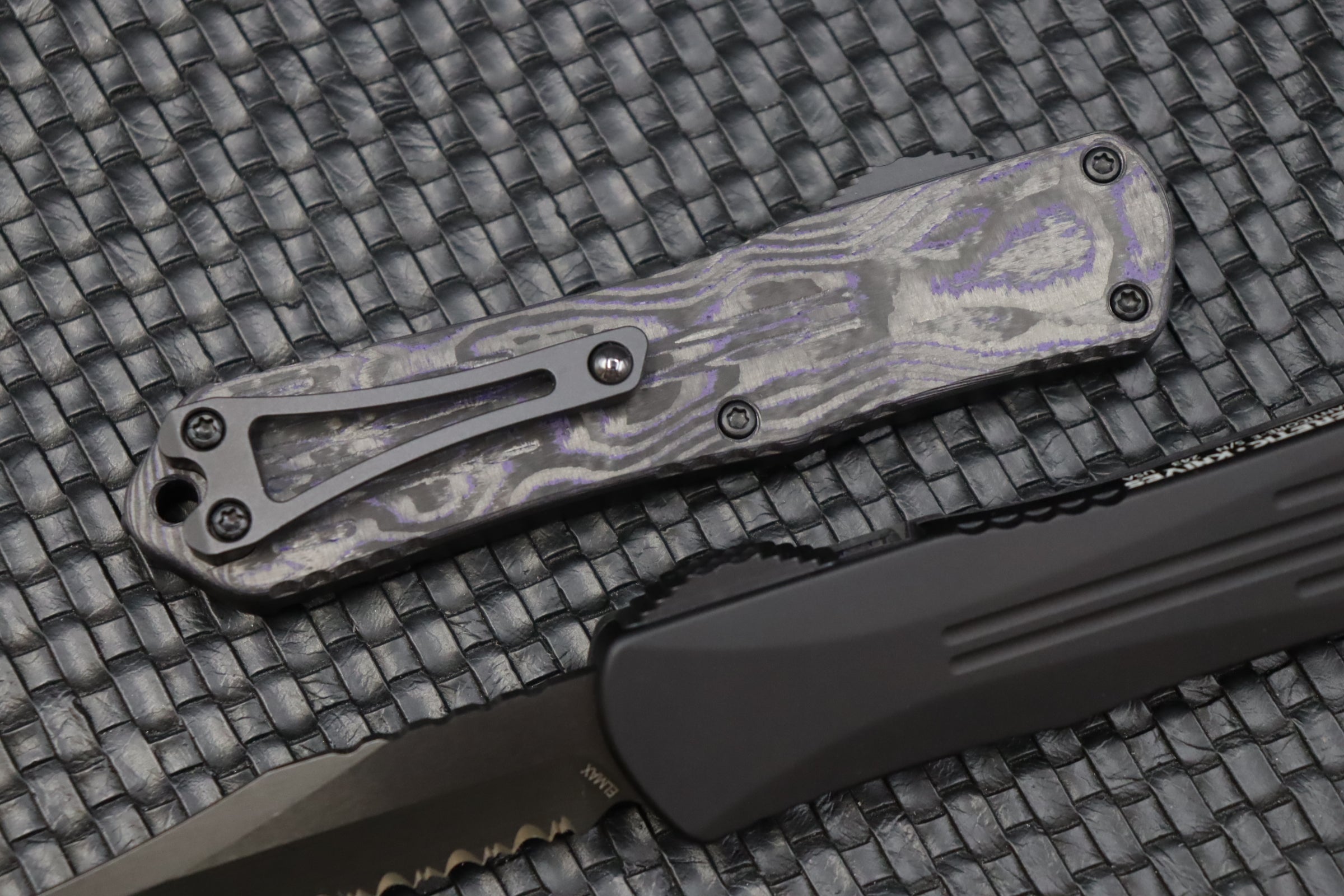 Heretic Knives Manticore E Serrated Bowie Tactical OTF Knife - DLC & Purple Camo Carbon