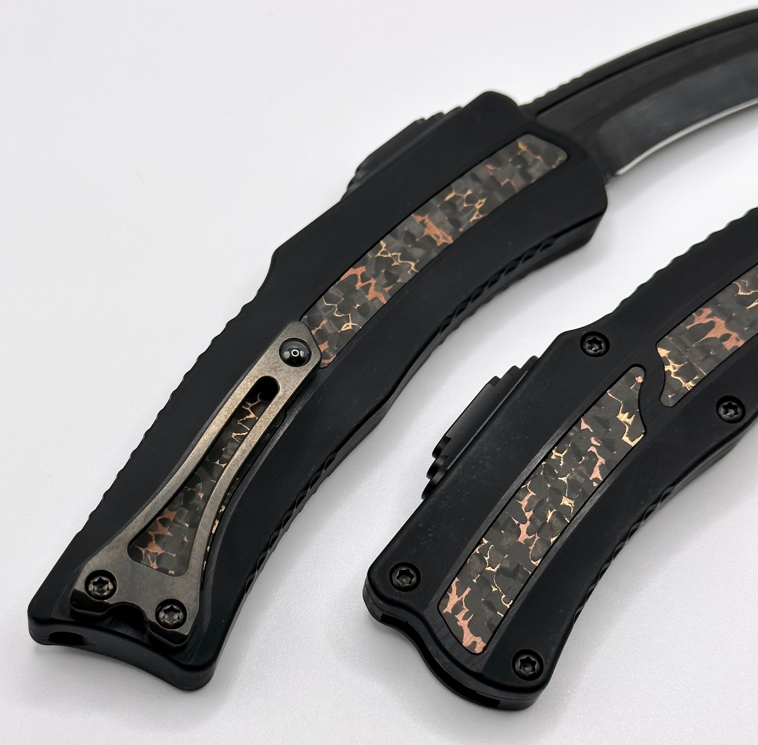 Heretic ROC Vegas Forge Knife - Premium DLC Blade & Fat Carbon Snakeskin Design