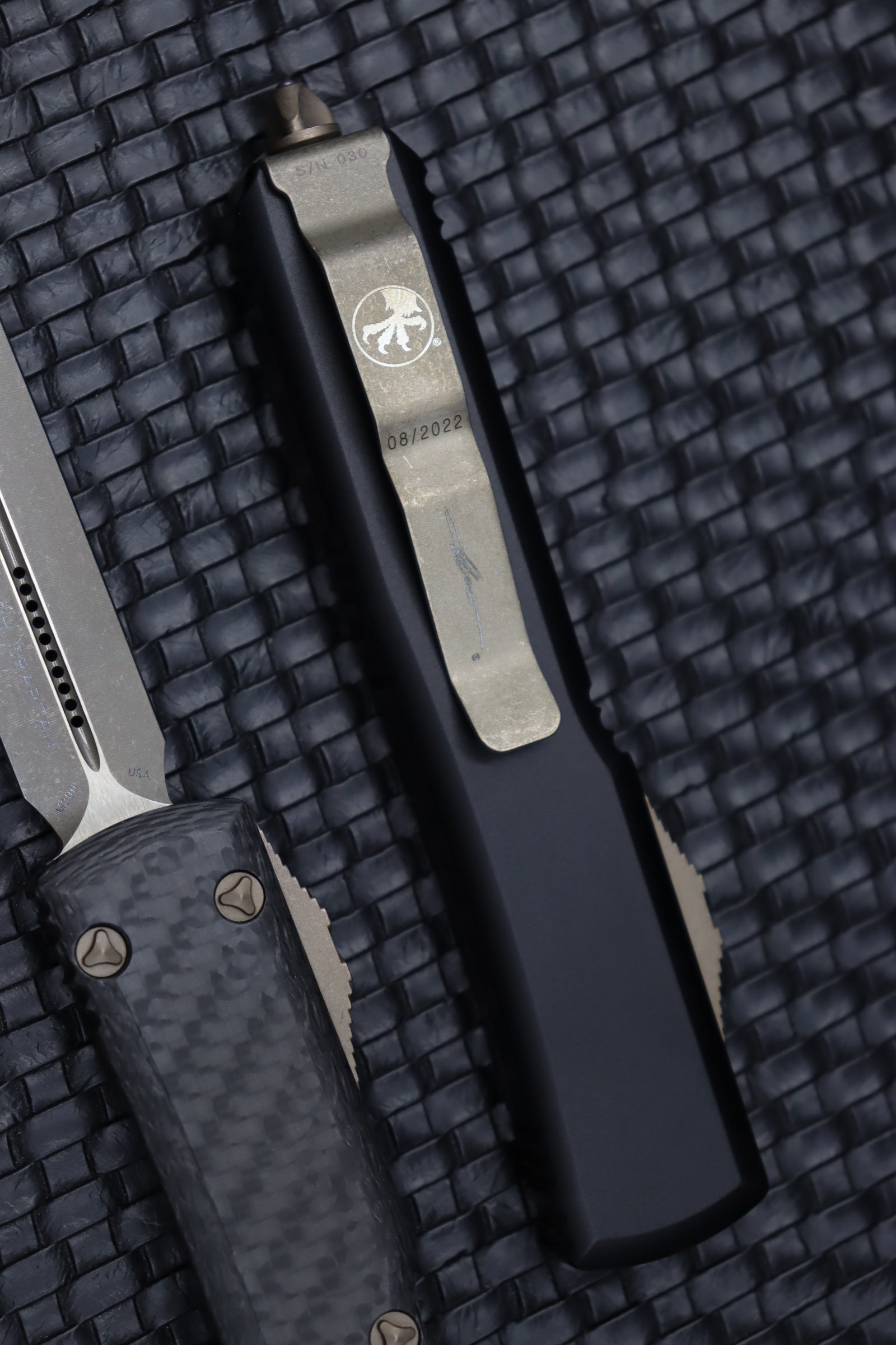 Premium Microtech Ultratech Spartan - Bronzed Apocalyptic & Carbon Fiber Edition