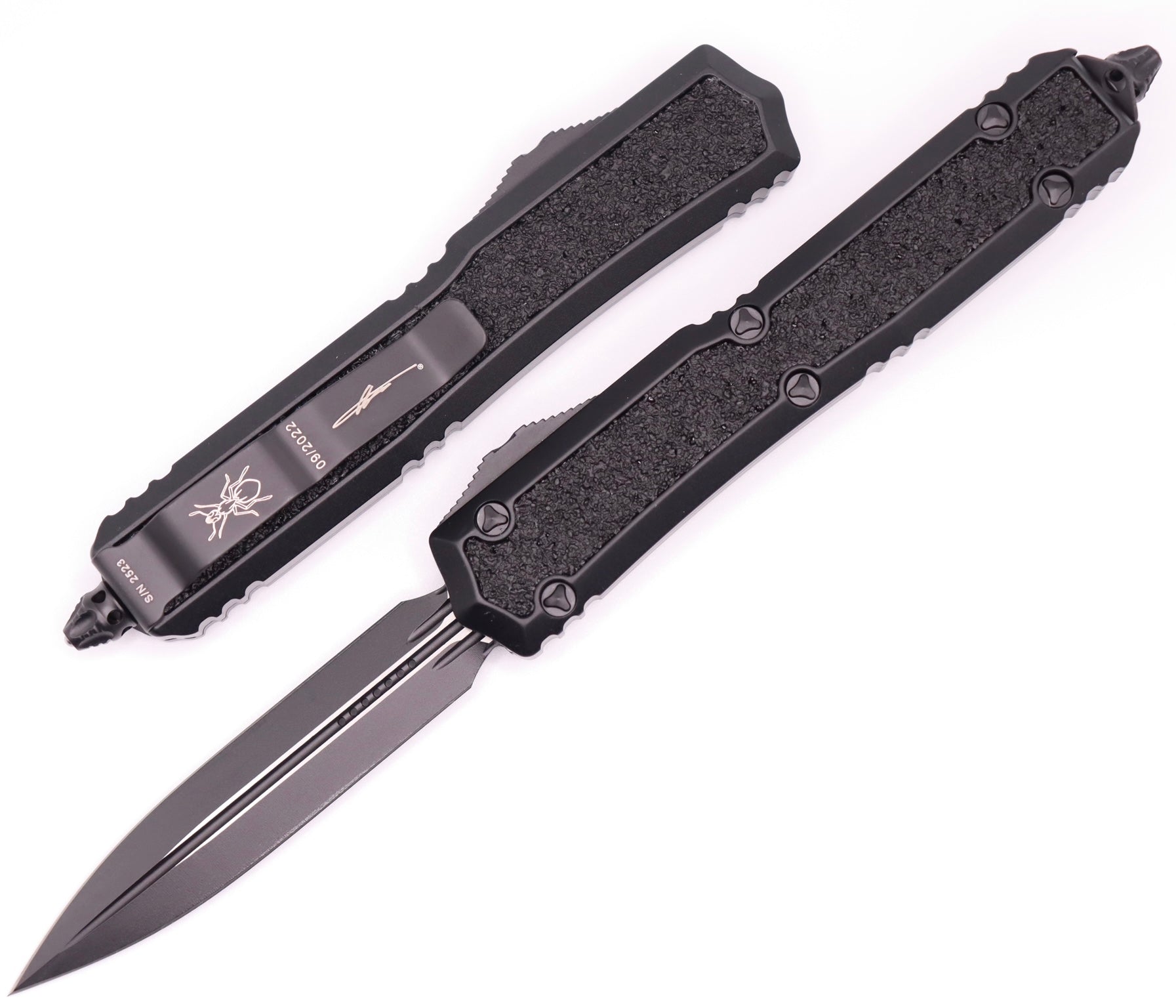 Microtech Makora Premium Tactical Knife - M390 Steel Double Edge