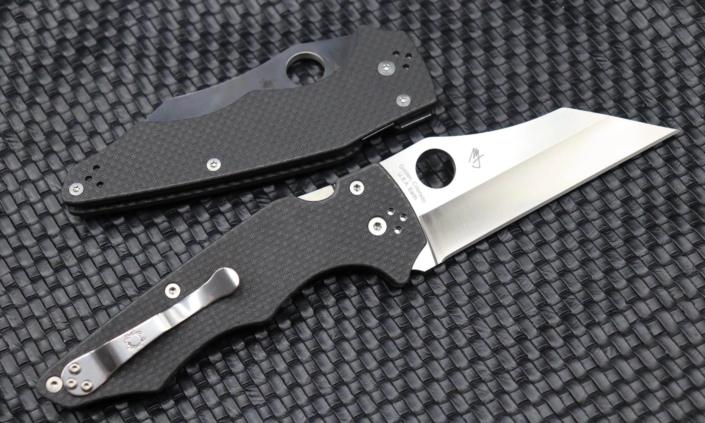 Spyderco Premium Carbon Fiber Yojumbo S90V Tactical Knife