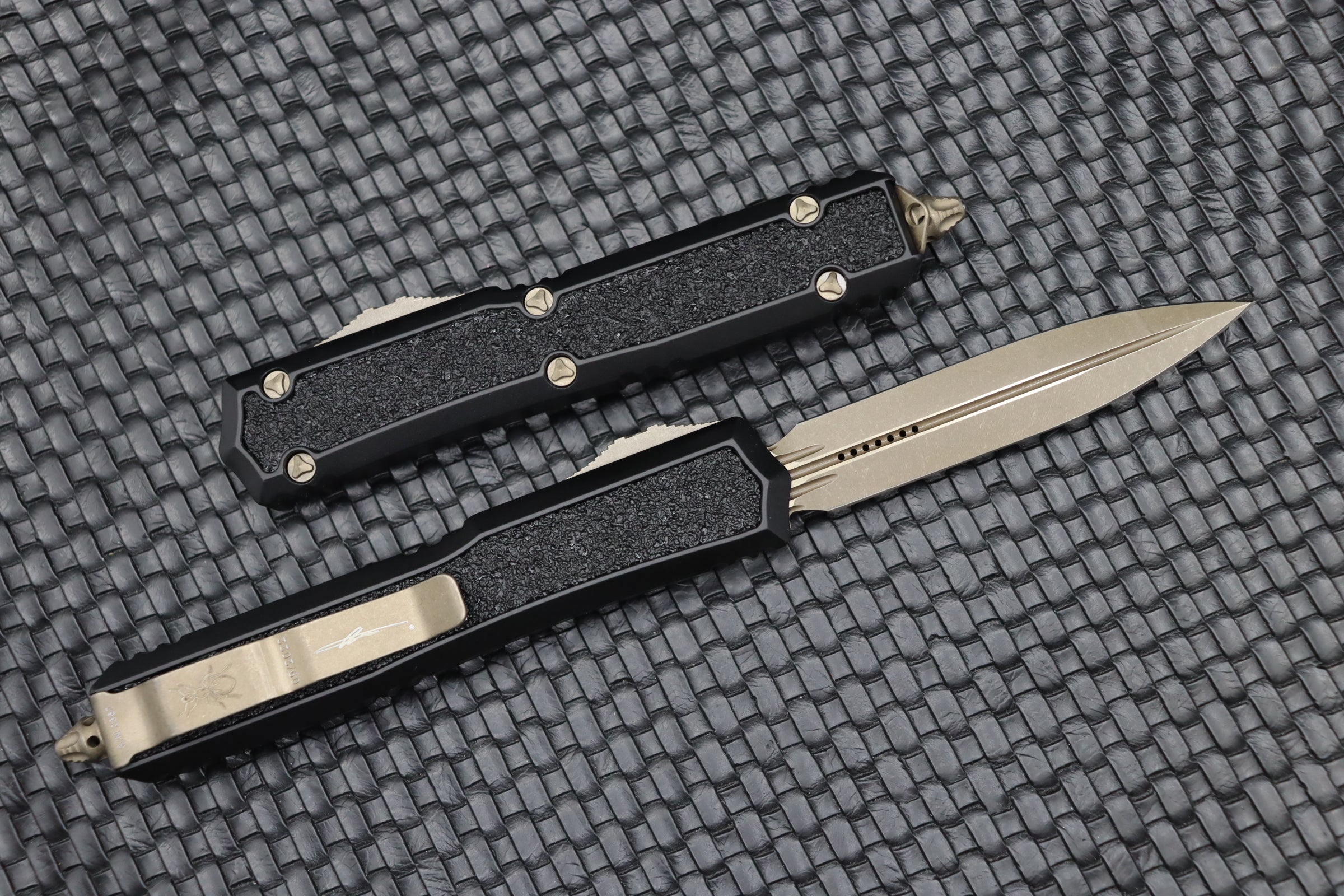 Microtech Makora Bronze Apocalyptic Double Edge Knife - Ultimate Tactical Tool