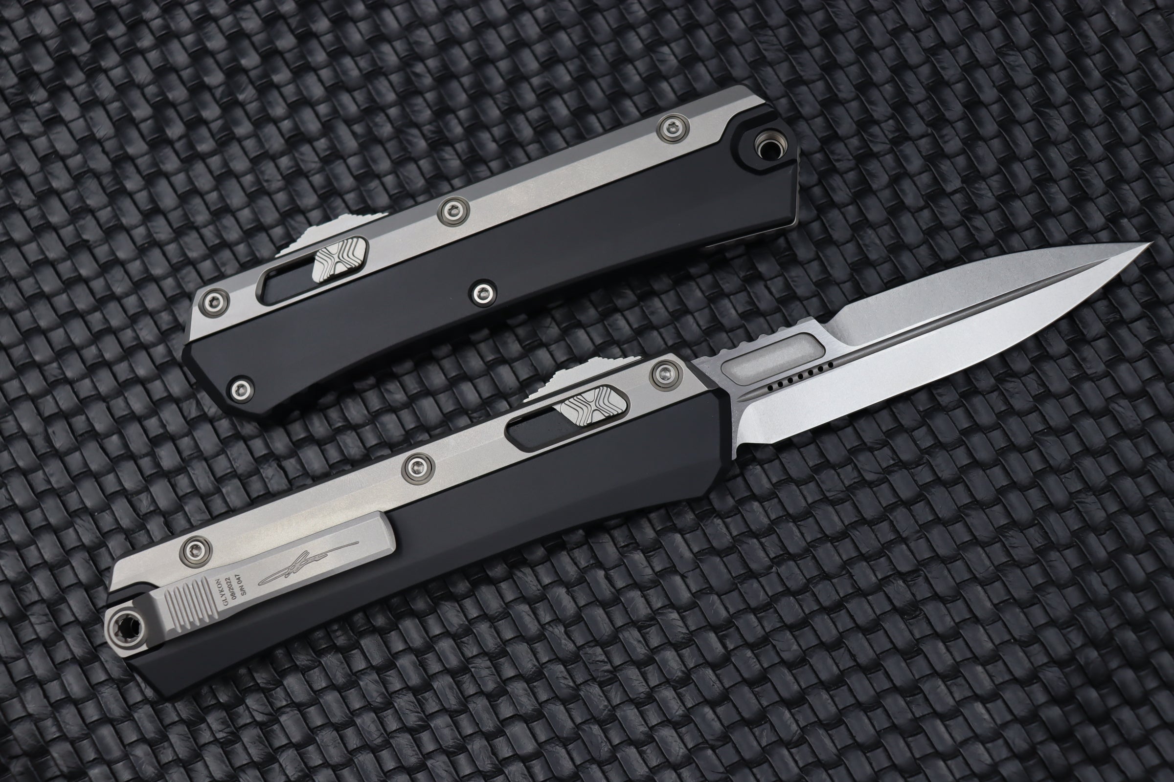 Microtech Glykon Signature Series Stonewash Bayonet - Premium M390 Blade & Titanium Handle