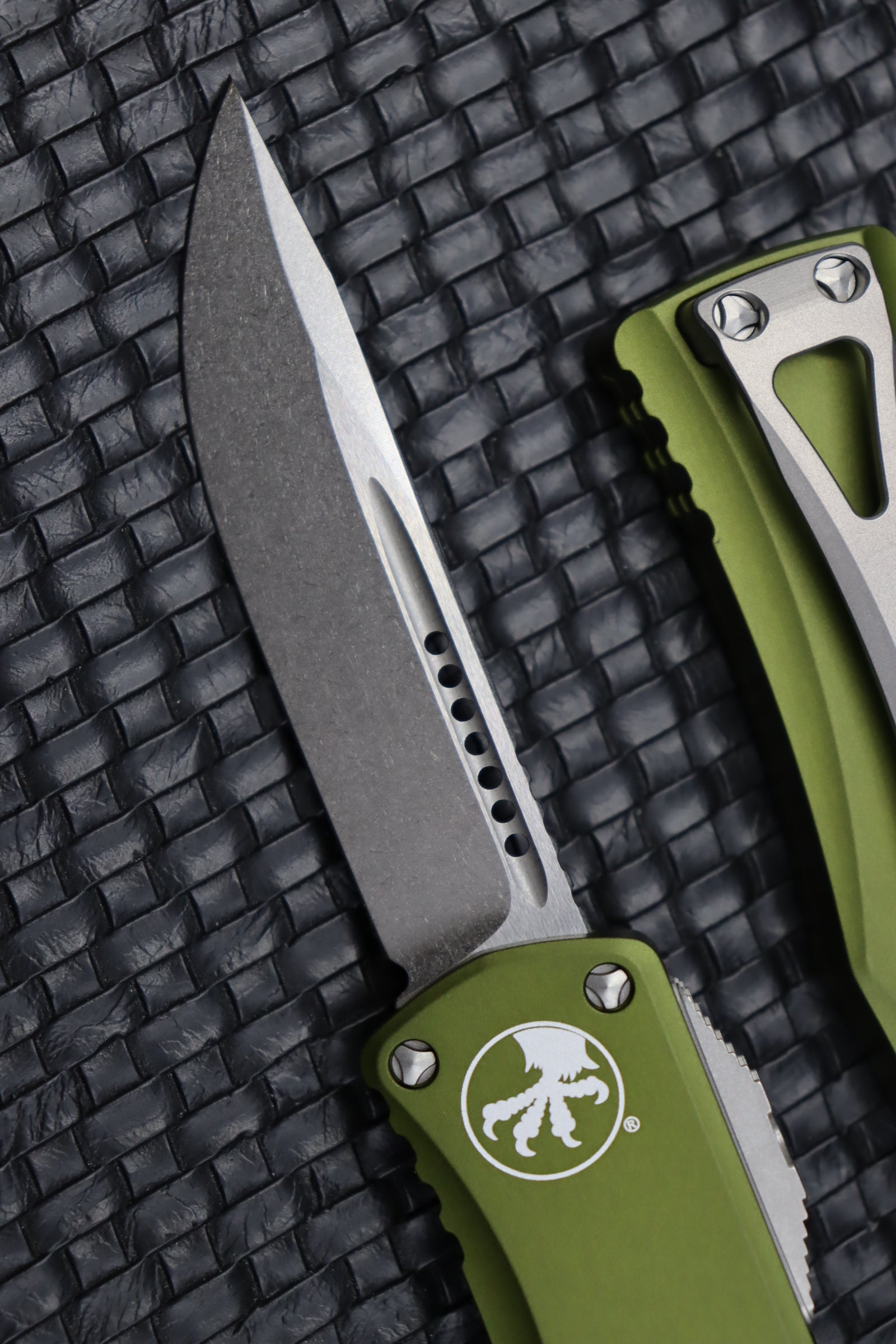 Premium Microtech Hera Tactical Knife - M390 Steel, OD Green Handle