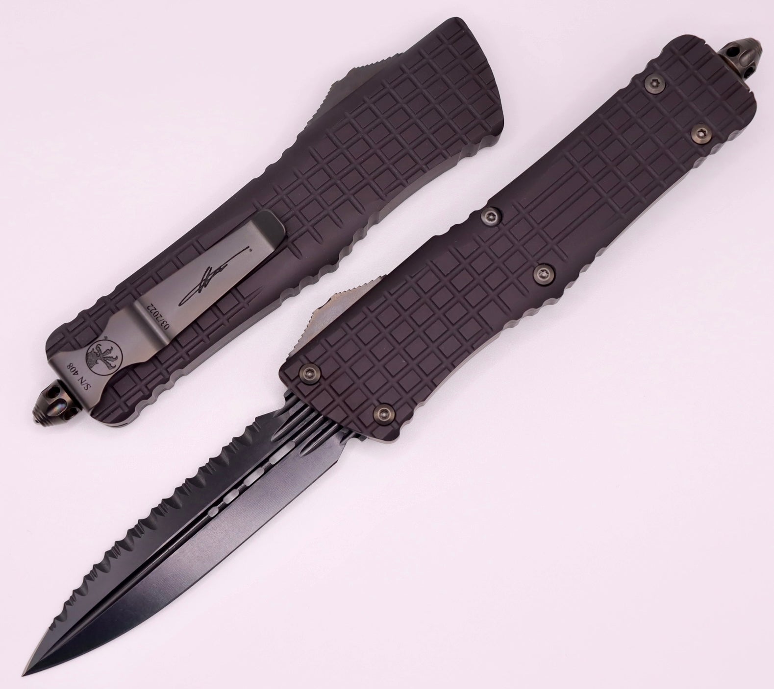 Microtech Combat Troodon Delta Frag Shadow Fluted DLC Double Edge Fully Serrated - Ultimate Tactical Knife