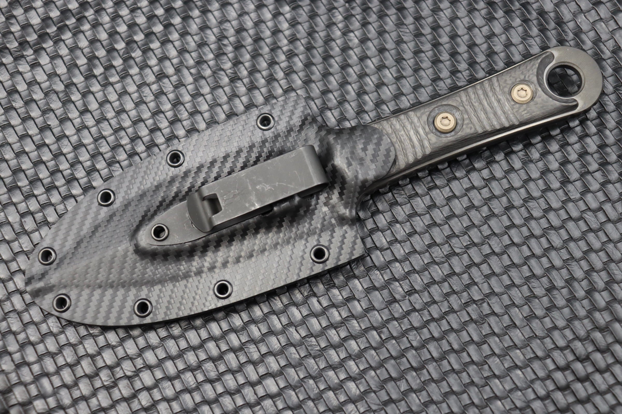 Microtech SBD Ultimate Tactical Knife - Carbon Fiber & Partial Serrated Blade