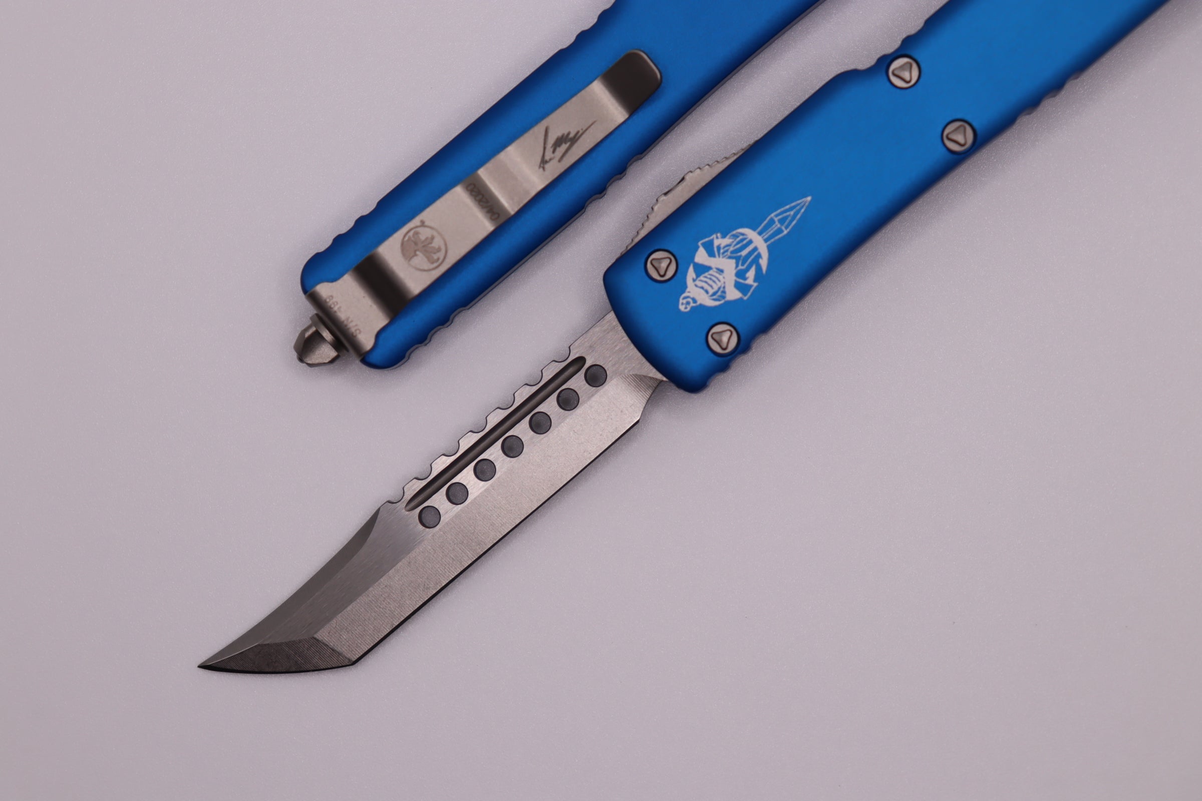 Microtech UTX-70 Hellhound Stonewash & Blue Premium Compact Knife