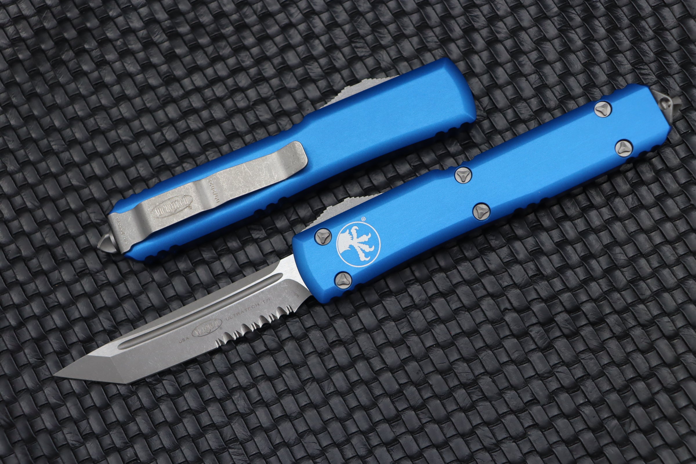 Microtech Ultratech Tanto Apocalyptic Partial Serrated Knife - Premium Blue Finish