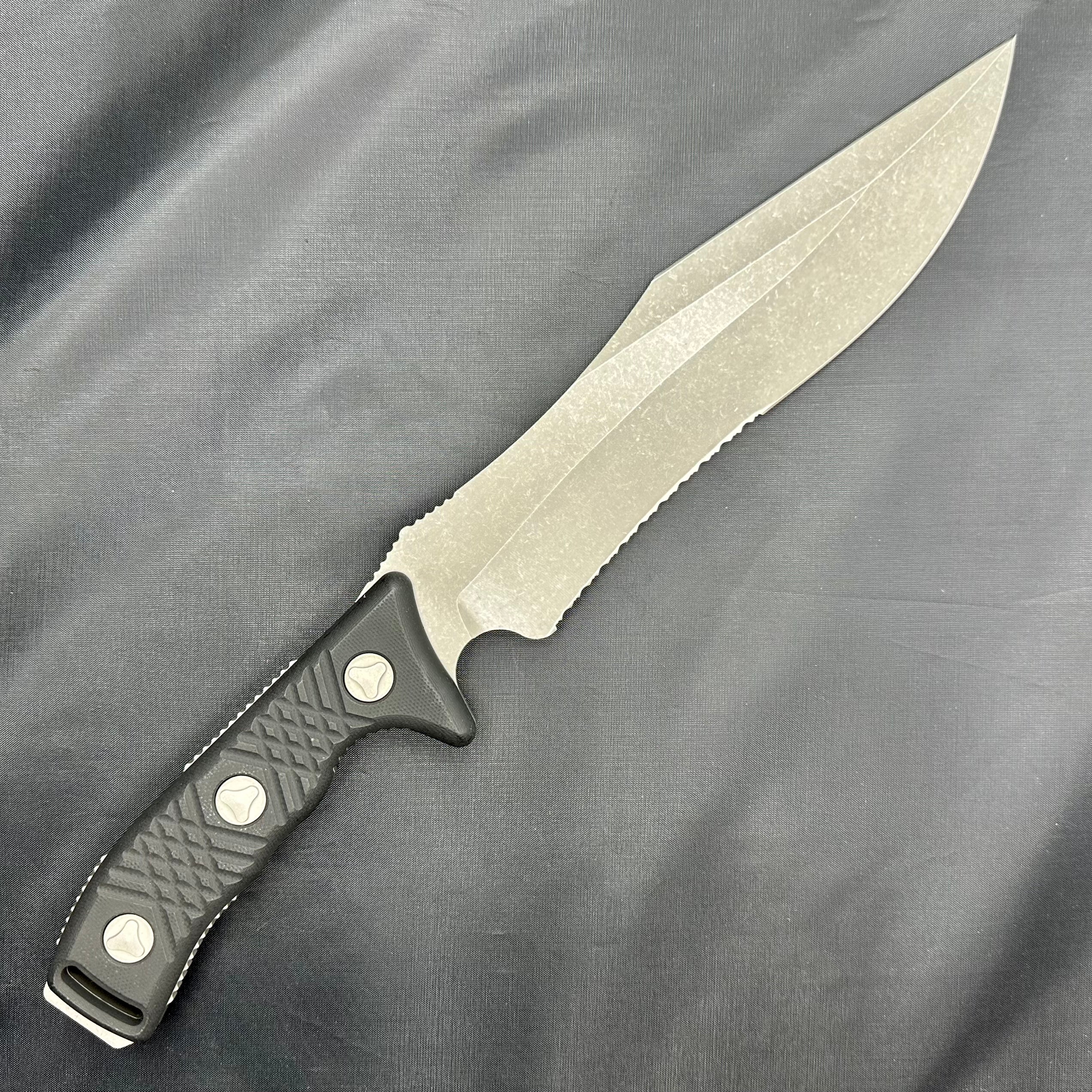 Microtech Arbiter Apocalyptic Fixed Blade Knife - Ultimate Tactical Survival Tool