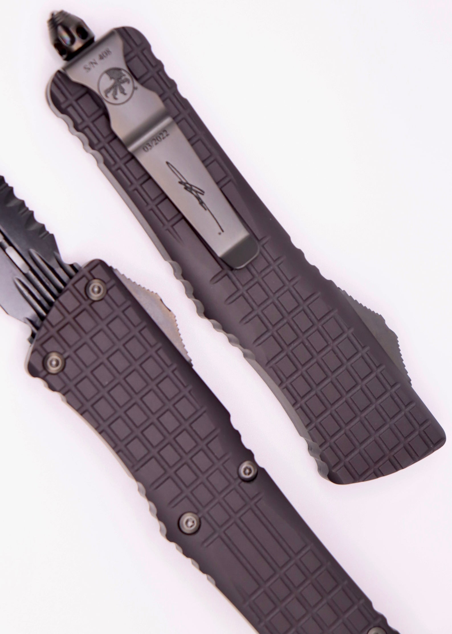 Microtech Combat Troodon Delta Frag Shadow Fluted DLC Double Edge Fully Serrated - Ultimate Tactical Knife