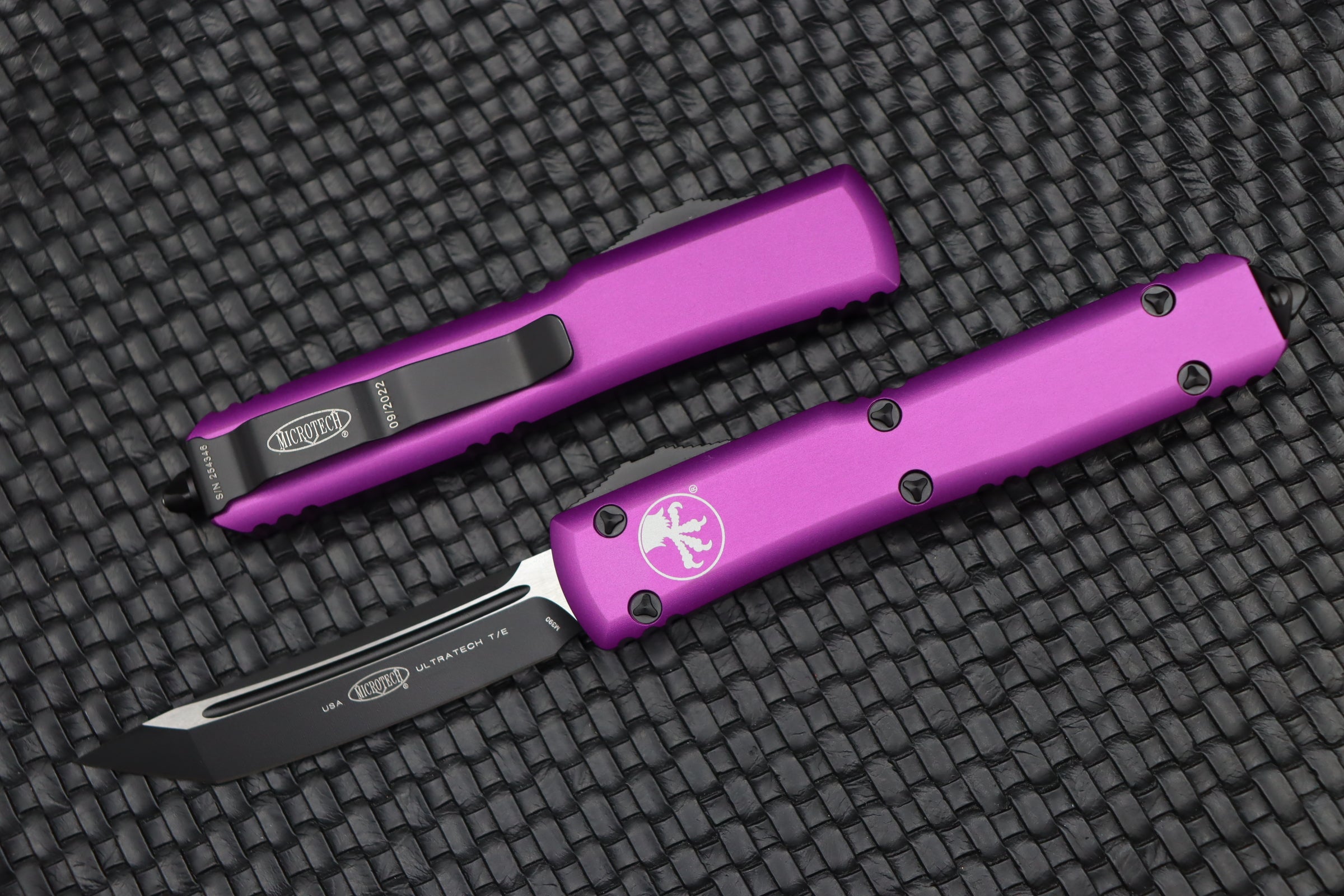 Microtech Ultratech Tanto Black & Violet Premium OTF Knife