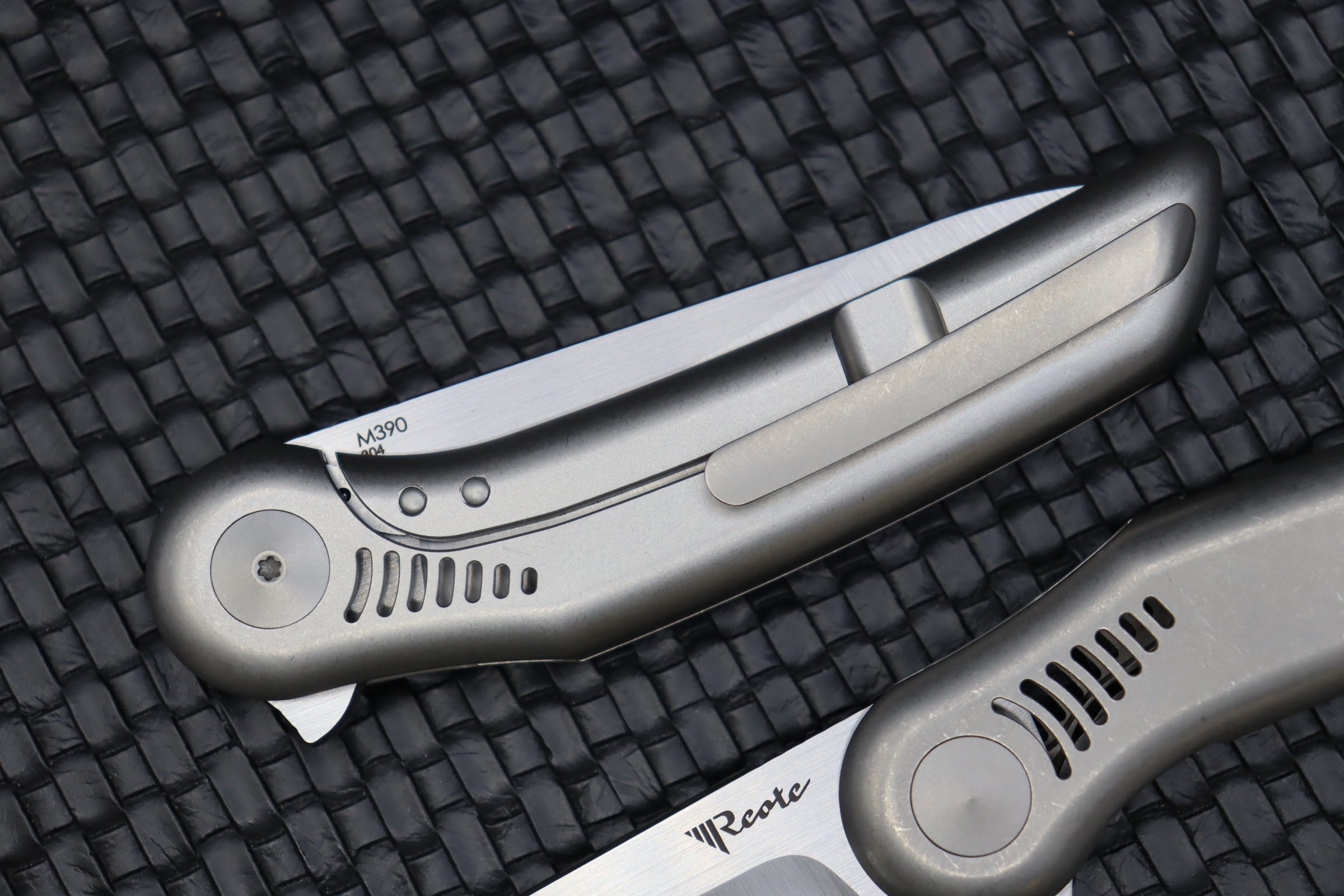 Reate Gents #9 Premium EDC Knife - Light Beadblast Titanium & M390 Steel